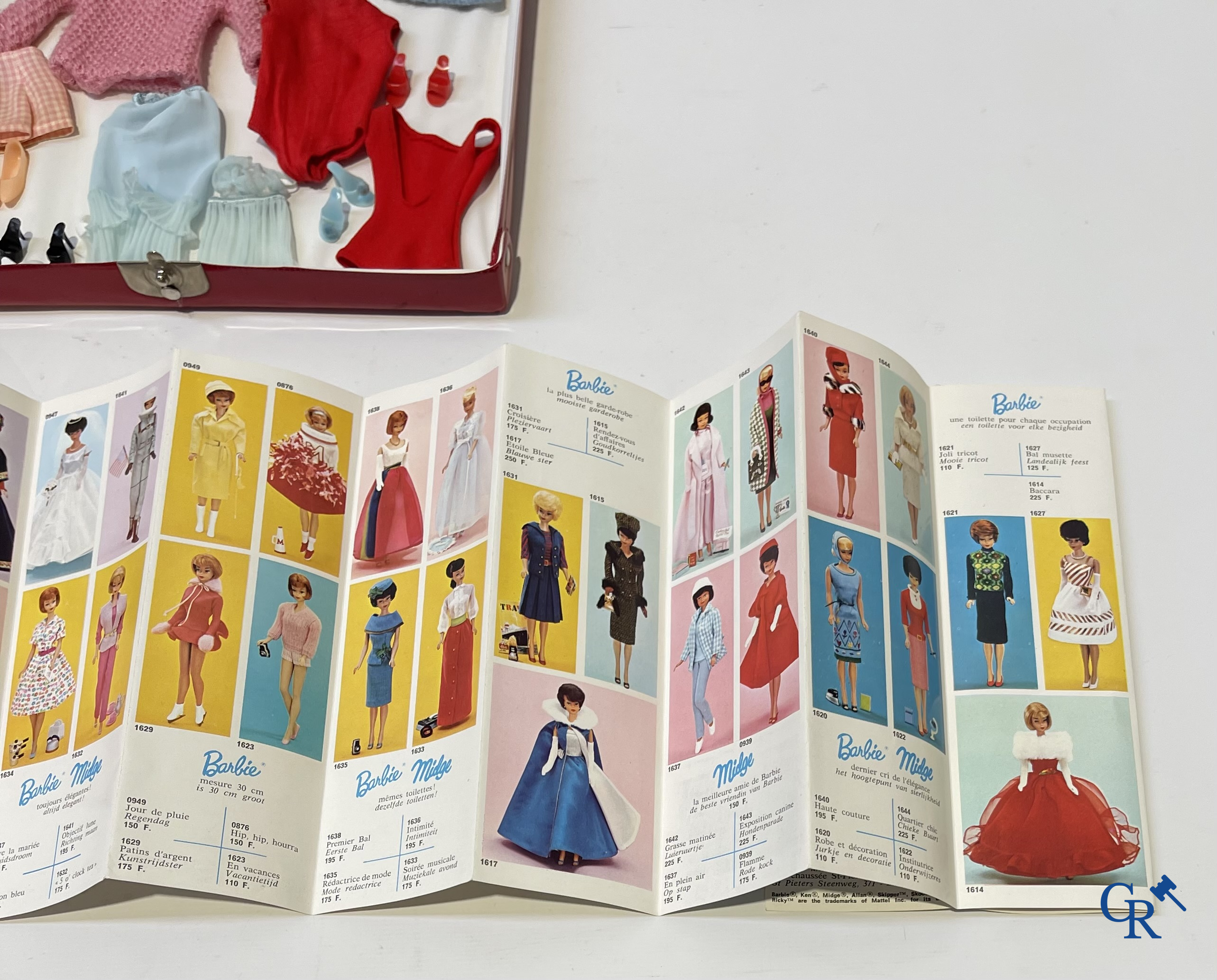 Oud Speelgoed. Mattel, een groot lot poppen en attributen. Barbie, Ricky, Skipper, Ken enz. Jaren '60 en later.