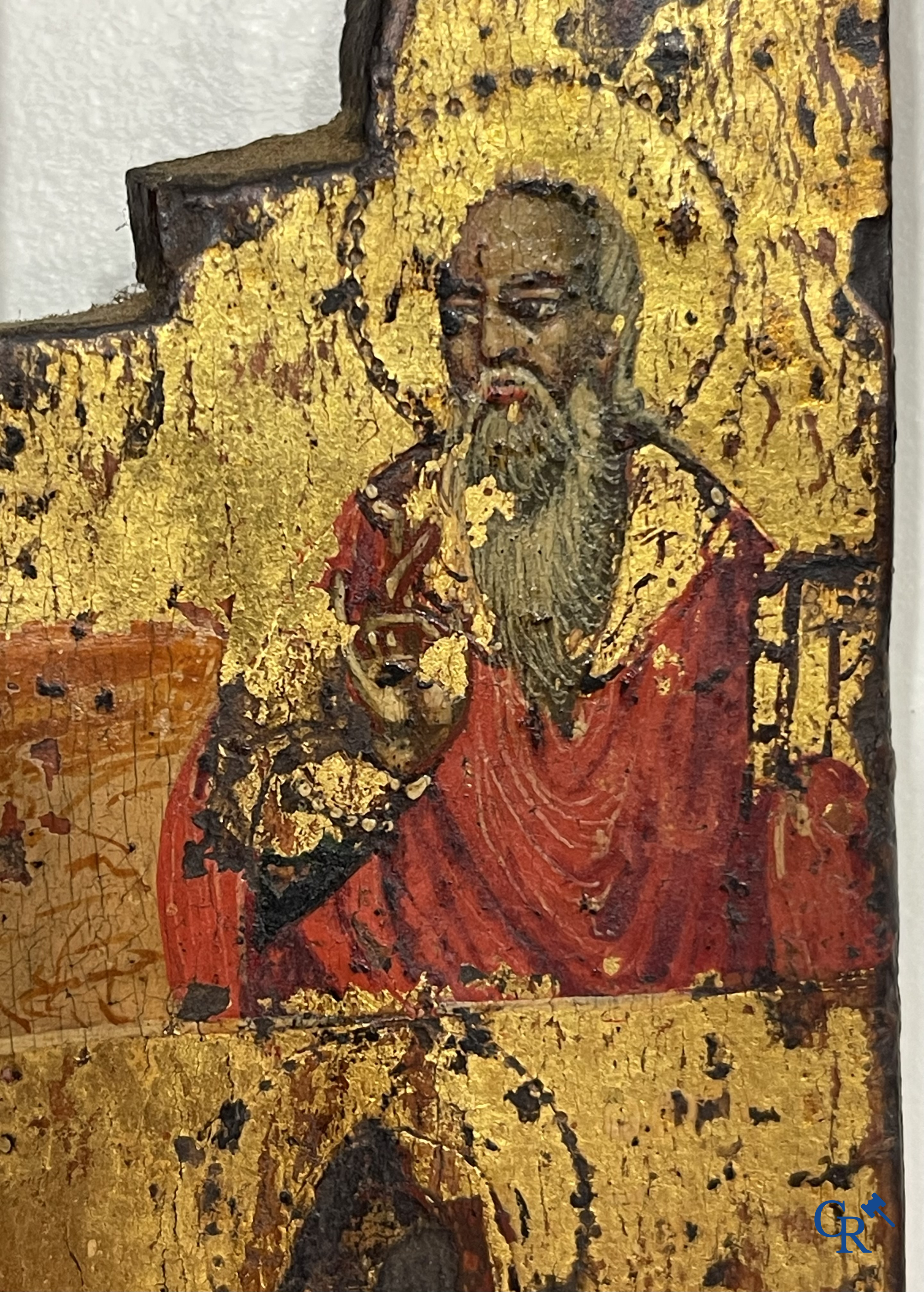 Grieks-orthodox triptiek-icoon, de Heilige Moeder van God met het Christuskind. Tempera op paneel. 17e-18e eeuw.