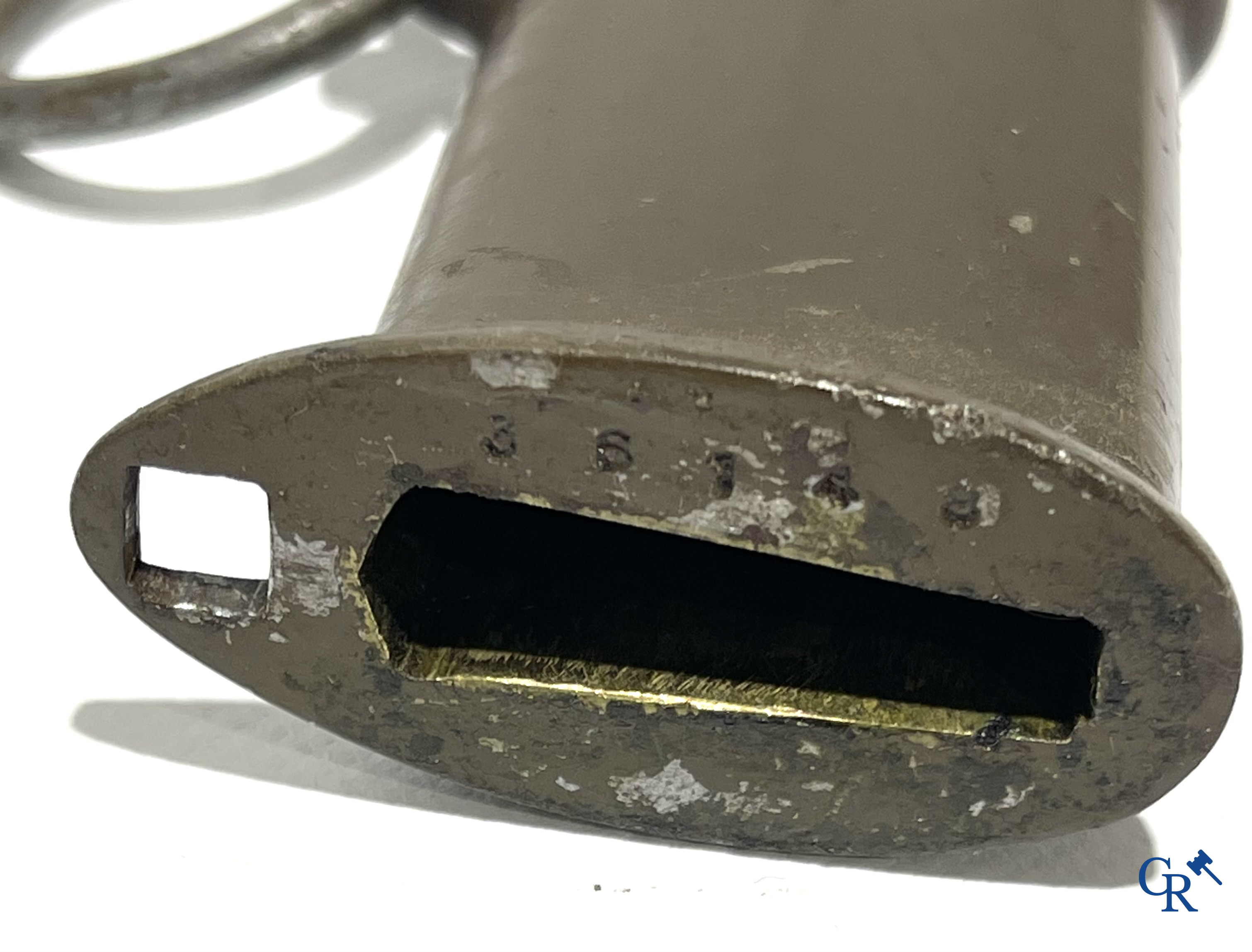 Japans militair Katana Samoerai zwaard met gelakte schede. Genummerd 36148.