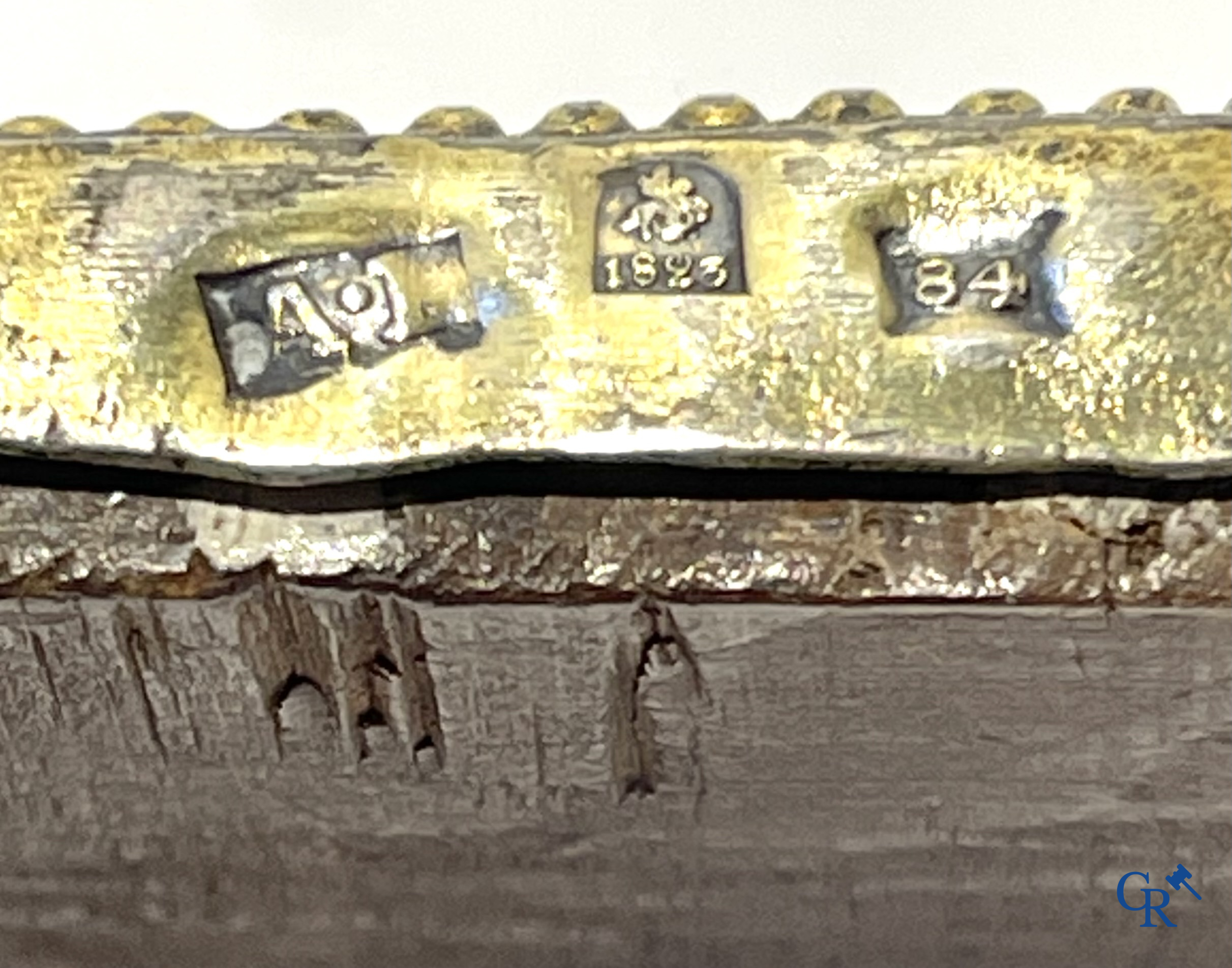 Russisch werk. 2 iconen met zilver oklad. Kleinste icoon gedateerd 1823 en zilvergehalte 875°/00, 84 zolotniks.