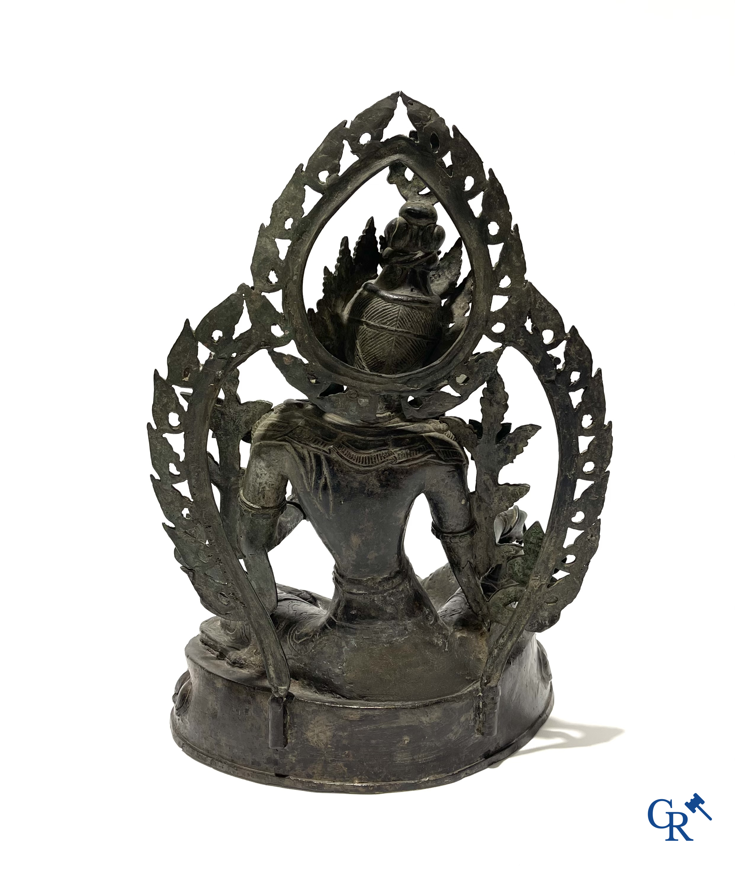 Aziatica, Een bronzen voorstelling van Syamatara. Resten van vergulding. Tibet, 19e eeuw.