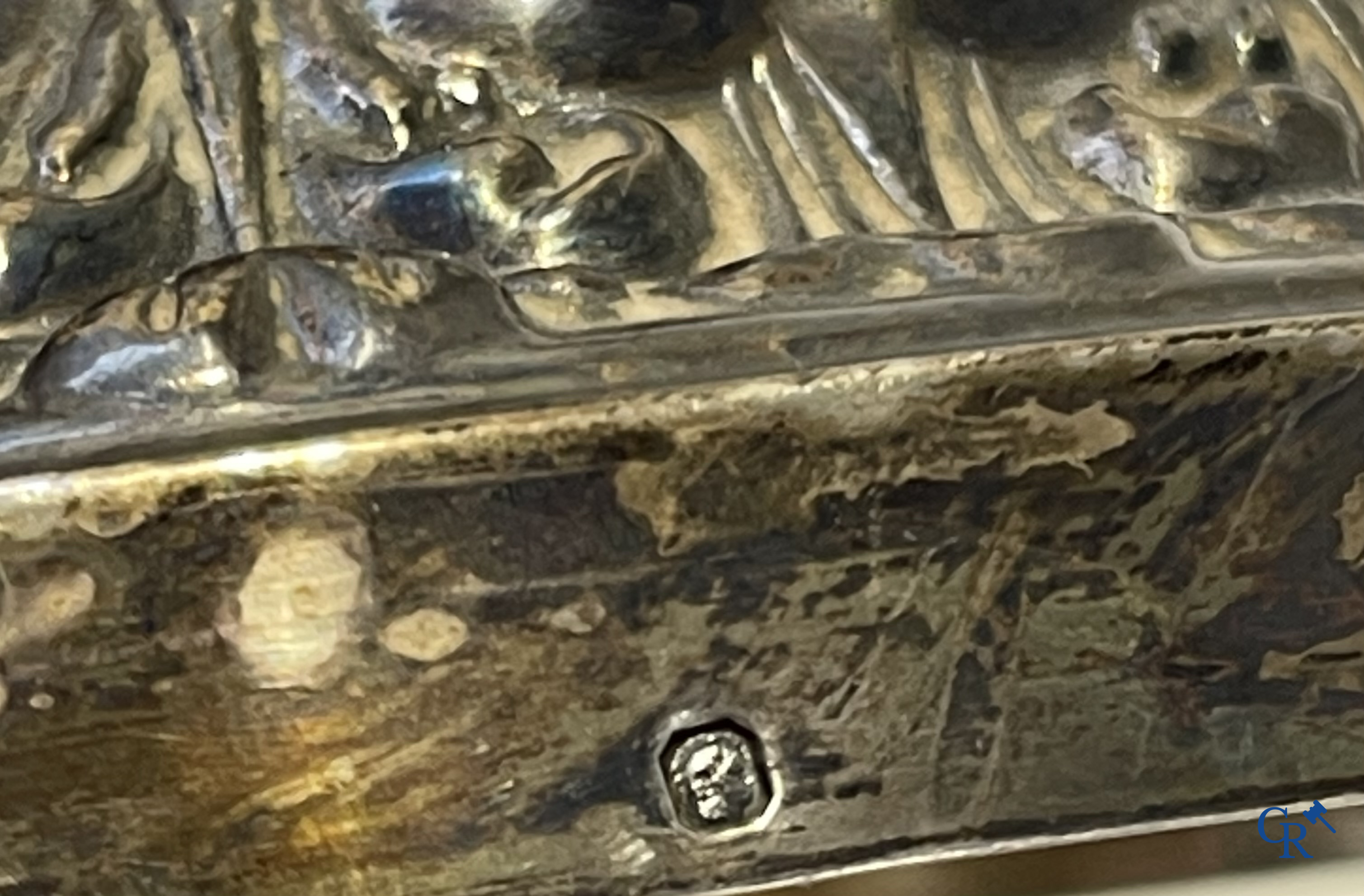 Zilver. Veyrat à Paris. Paar grote kandelaars in zilver. 1ste gehalte. Initialen AP op de voet. Frankrijk 19e eeuw.