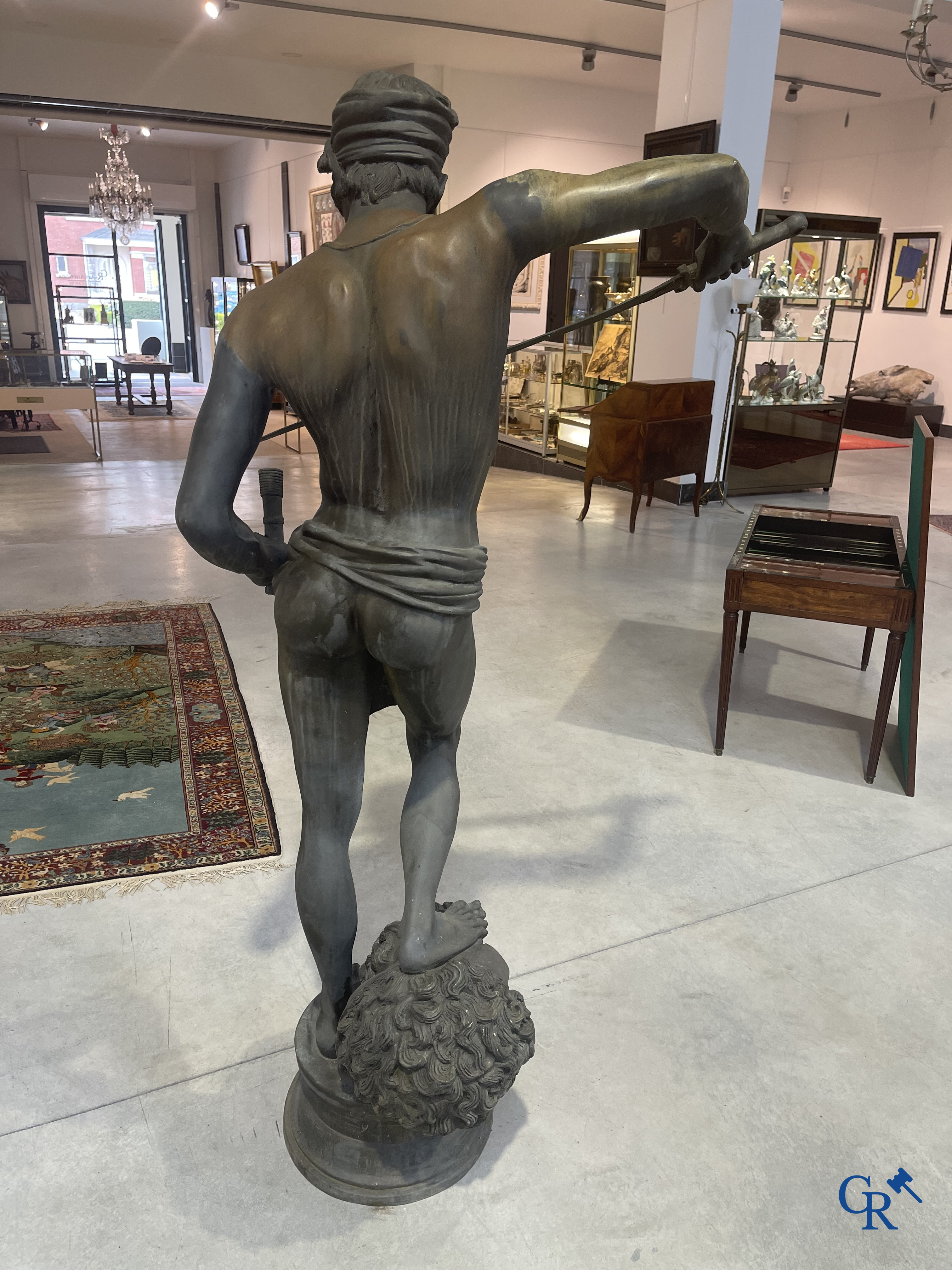 Antonin Mercié (naar) Levensgroot bronzen beeld. David en Goliath. Gesigneerd A. Mercie. 20ste eeuw.