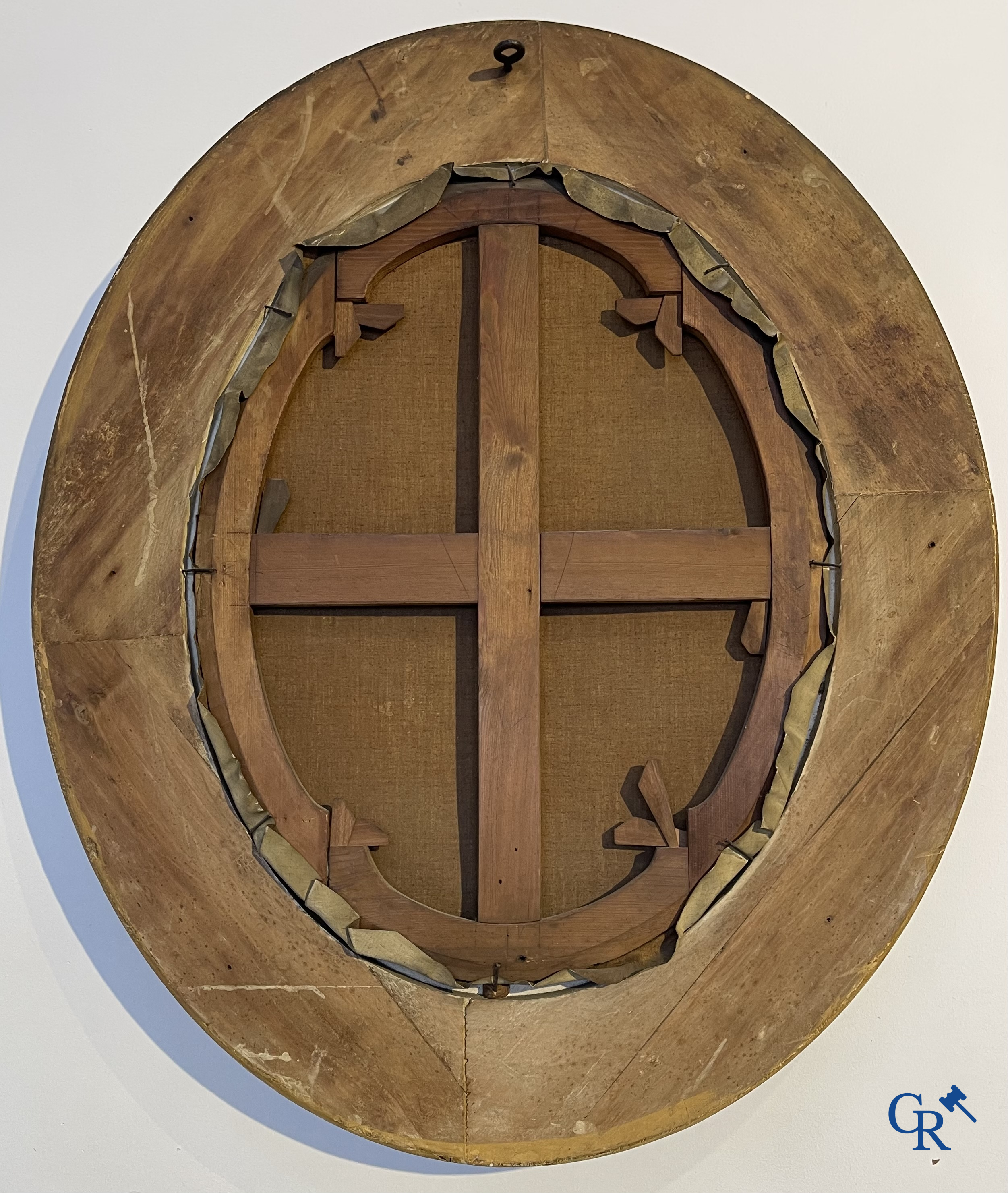 Delfosse Auguste (1832-1899) Paar portretschilderijen met imposante vergulde kaders. Olie op doek. Gesigneerd.