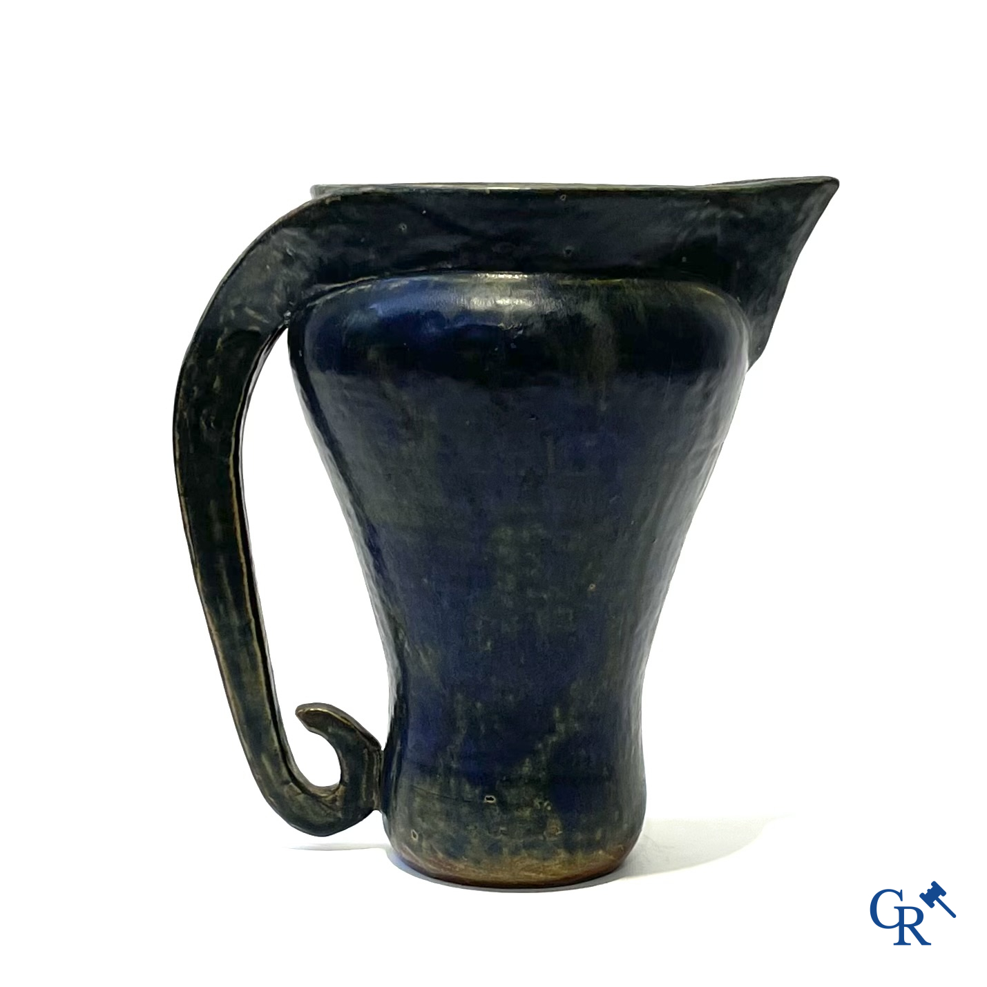 Edgard Aubry. Grote schenkkan in geëmailleerde Grès. Gesigneerd en genummerd.