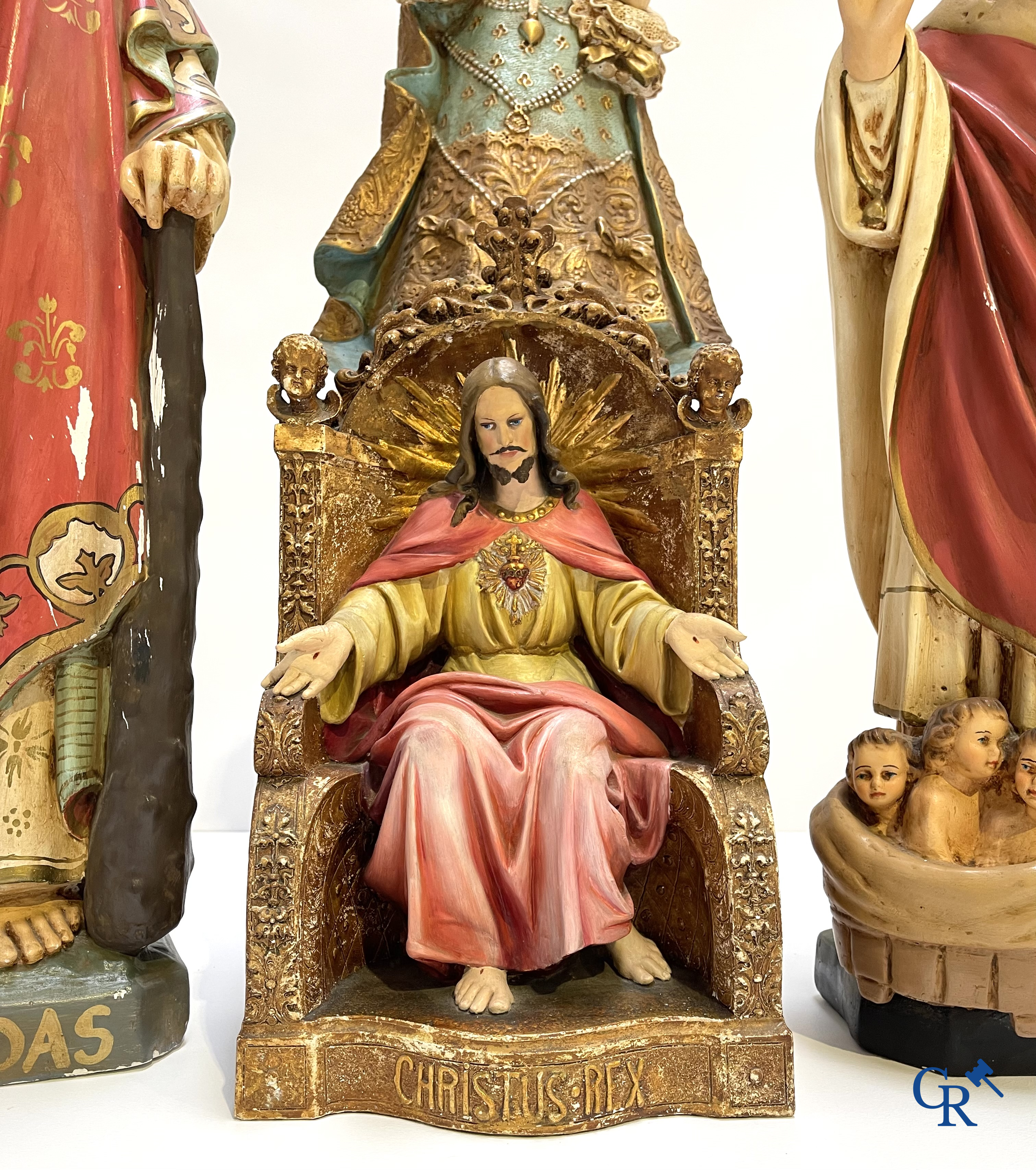 Religieuze objecten. 4 plaaster heiligbeelden. St. Judas, getroonde Christus, Nicolaas van Myra, Jezus van Praag.