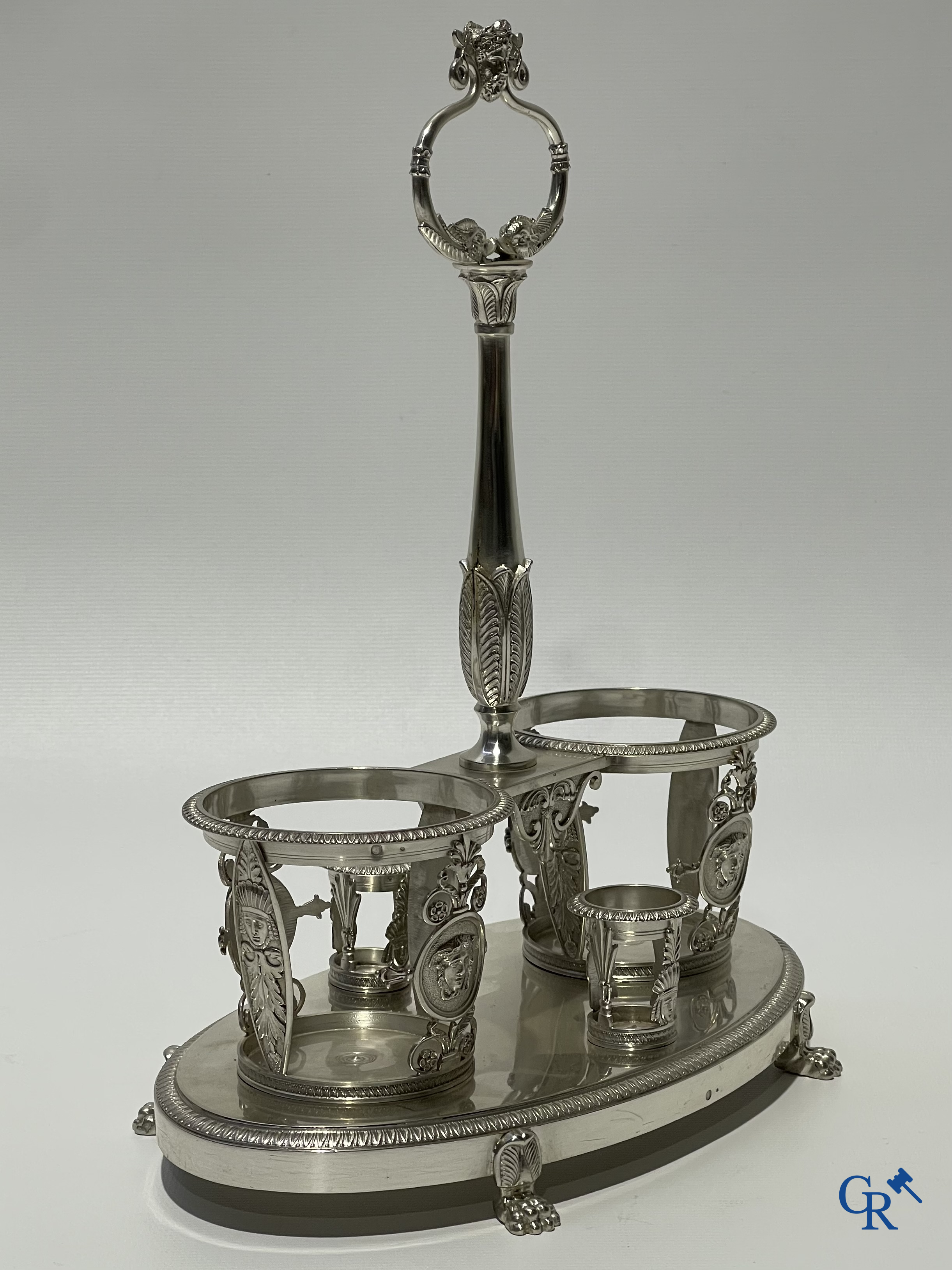 Tafelstandaard voor olie en azijn. Zilver, 1ste gehalte. Zilversmid veuve Clément Poirier. Frankrijk, empire periode.