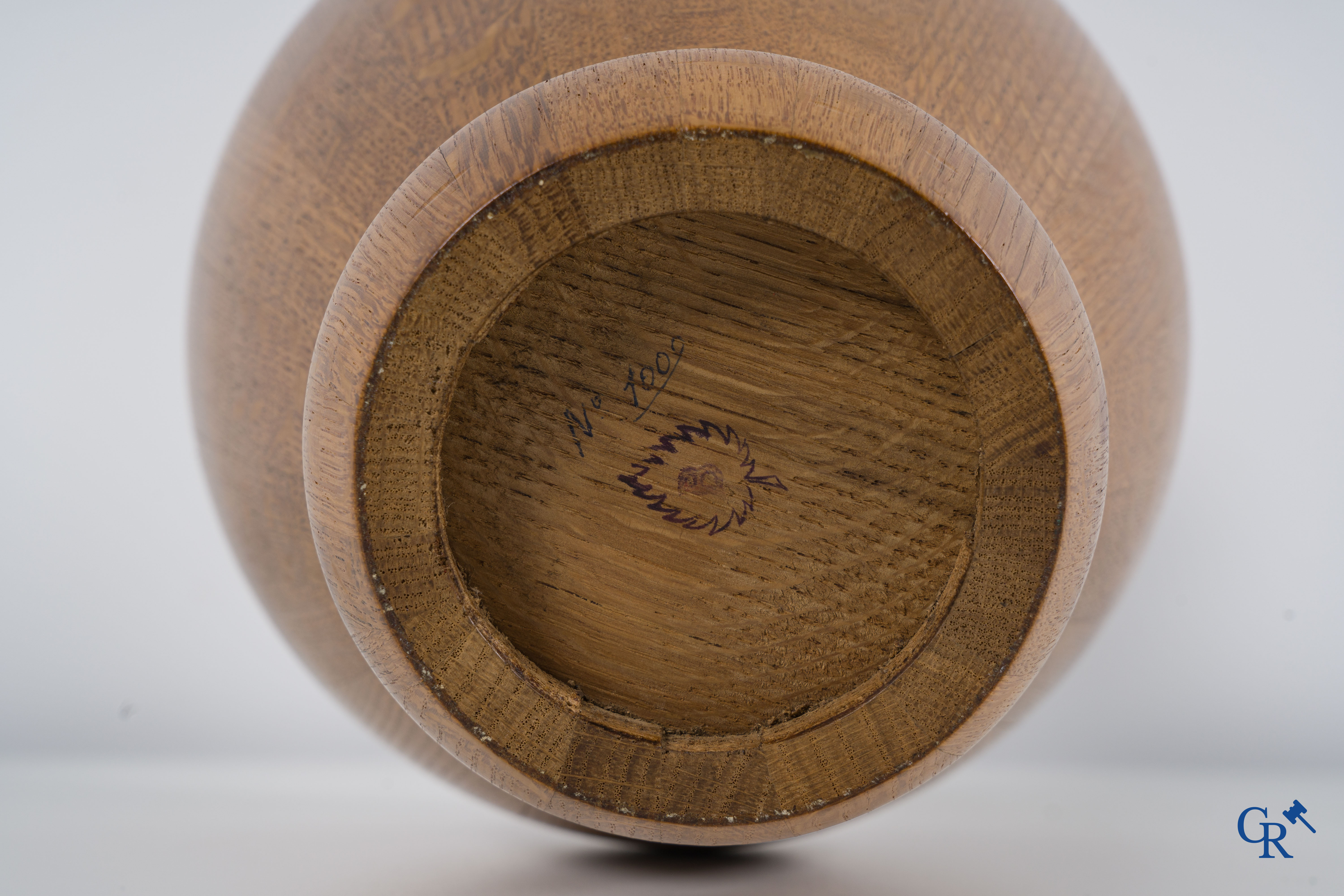 Maurice Bonami for the De Coene frères at Kortrijk, a wooden vase with marquetry inlay. Marked.