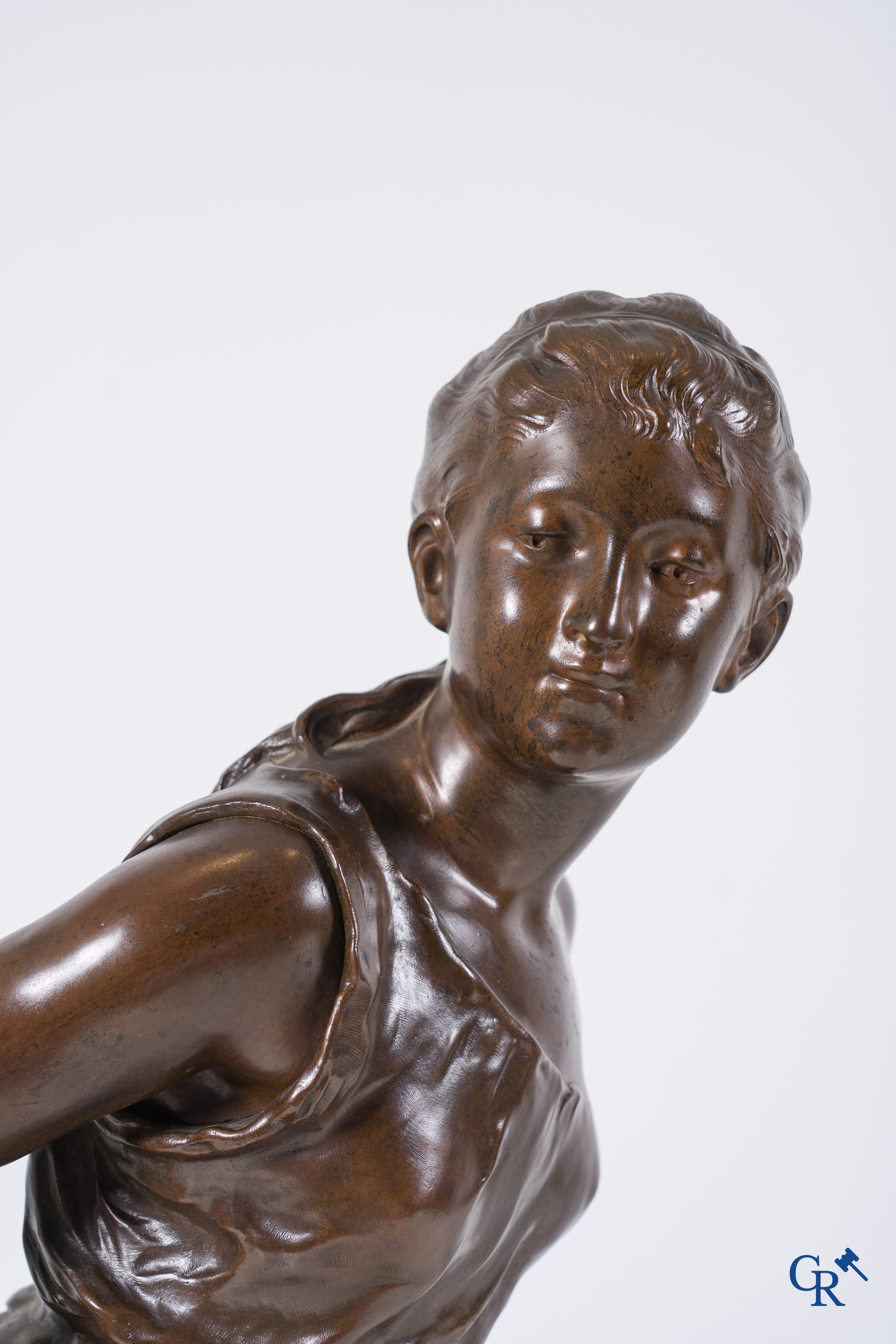 Mathurin Moreau (1822-1912) Beautiful bronze statue with brown patina. Signed Math. Moreau. 19th century.