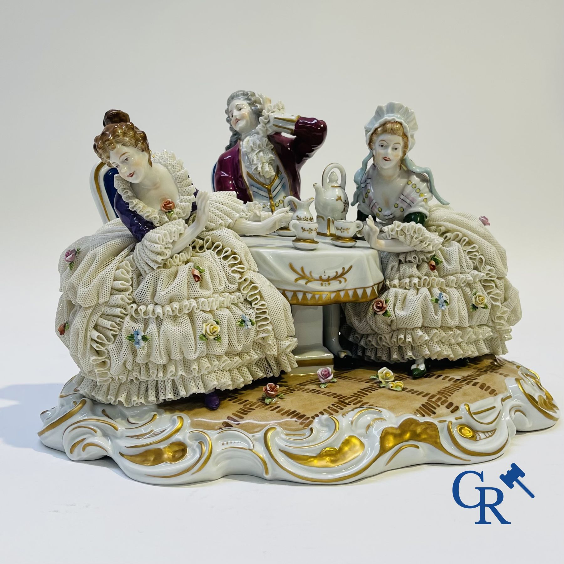 Porcelaine: Unterweissbach: "Au salon de thé"