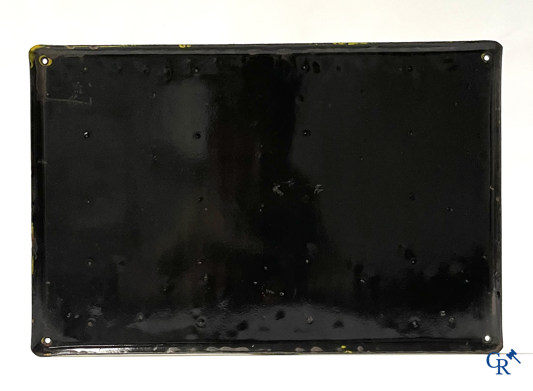 Plaque emaillée publicitaire pour les bières d'Omer Vanderghinste à Courtrai. Bock-Triple-Stout. Emaillerie Koekelberg 1933.