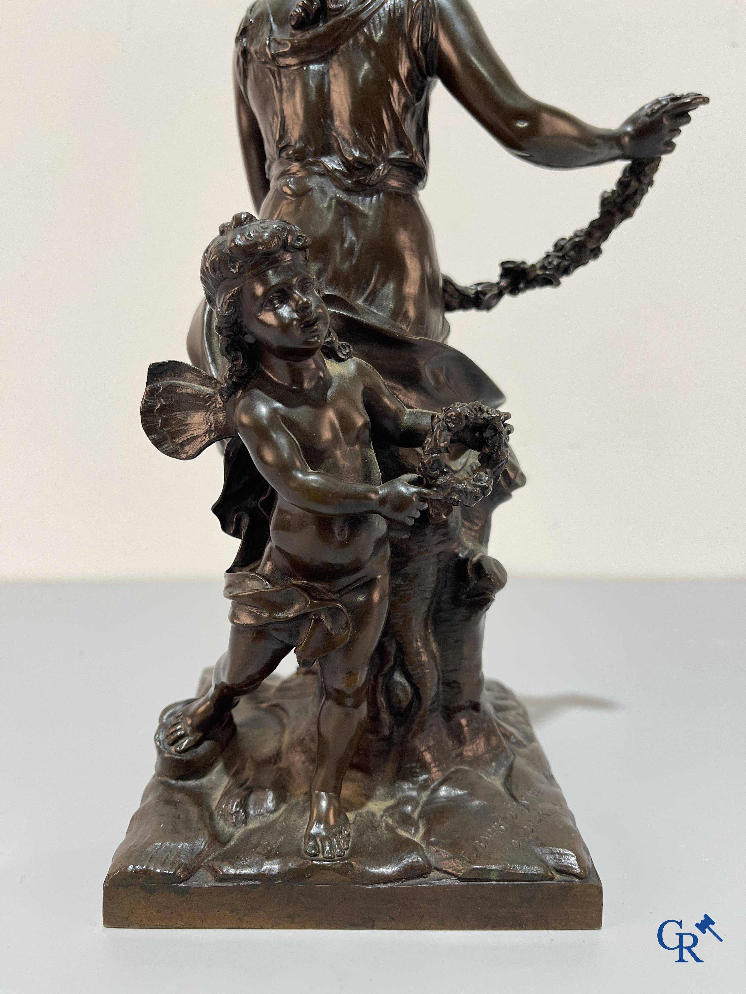 Antoine Coyzevox (naar) Fijngesculpteerde voorstelling van Venus met Cupido. F. Barbedienne fondeur.