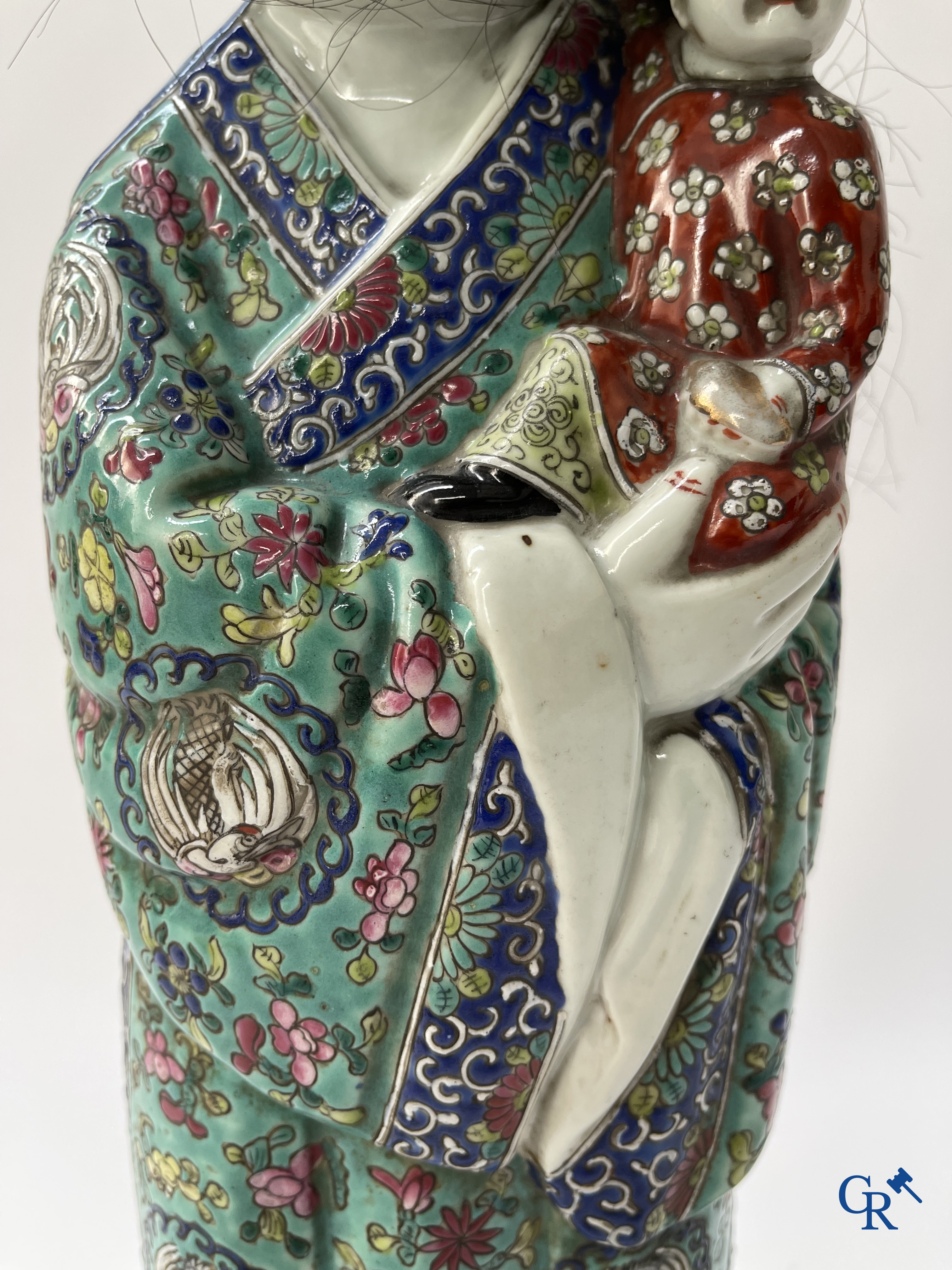 Aziatica, Chinees porselein. 3 Chinese famille rose figuren van onsterfelijken. 19de eeuw.