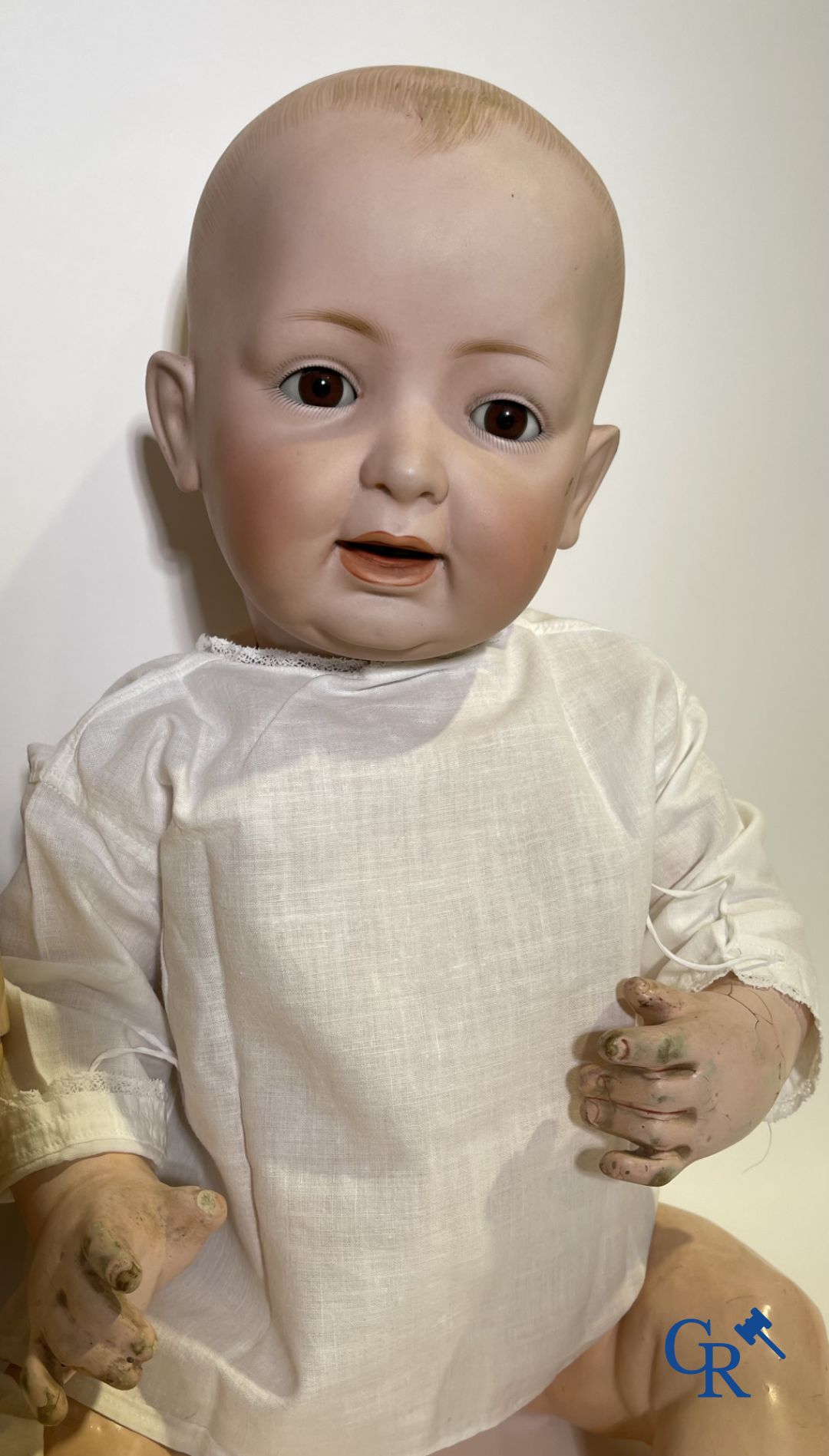 Toys: antique dolls: a lot of 2 antique dolls with porcelain heads.