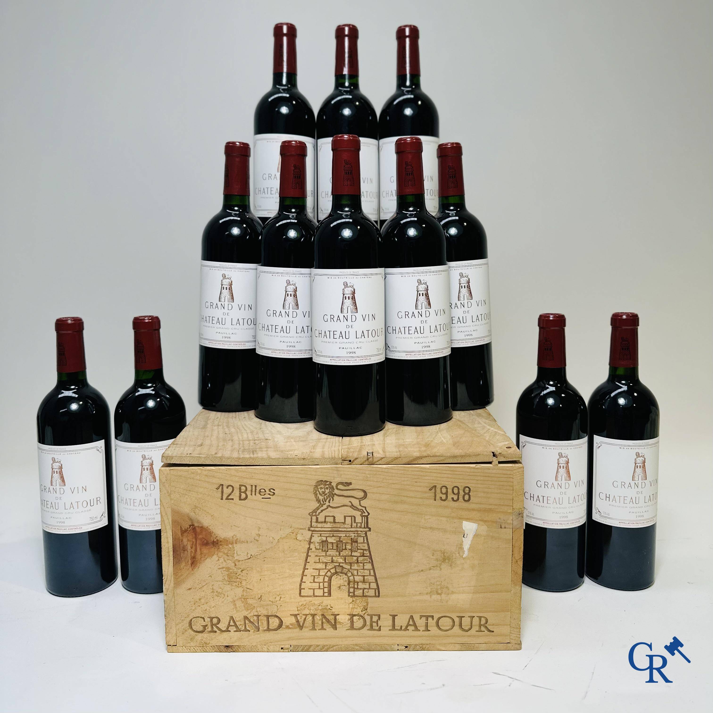 Wijn - Bordeaux: Château Latour 1998, 0,75L. Rouge. 1er Grand Cru Classé. 12 flessen.