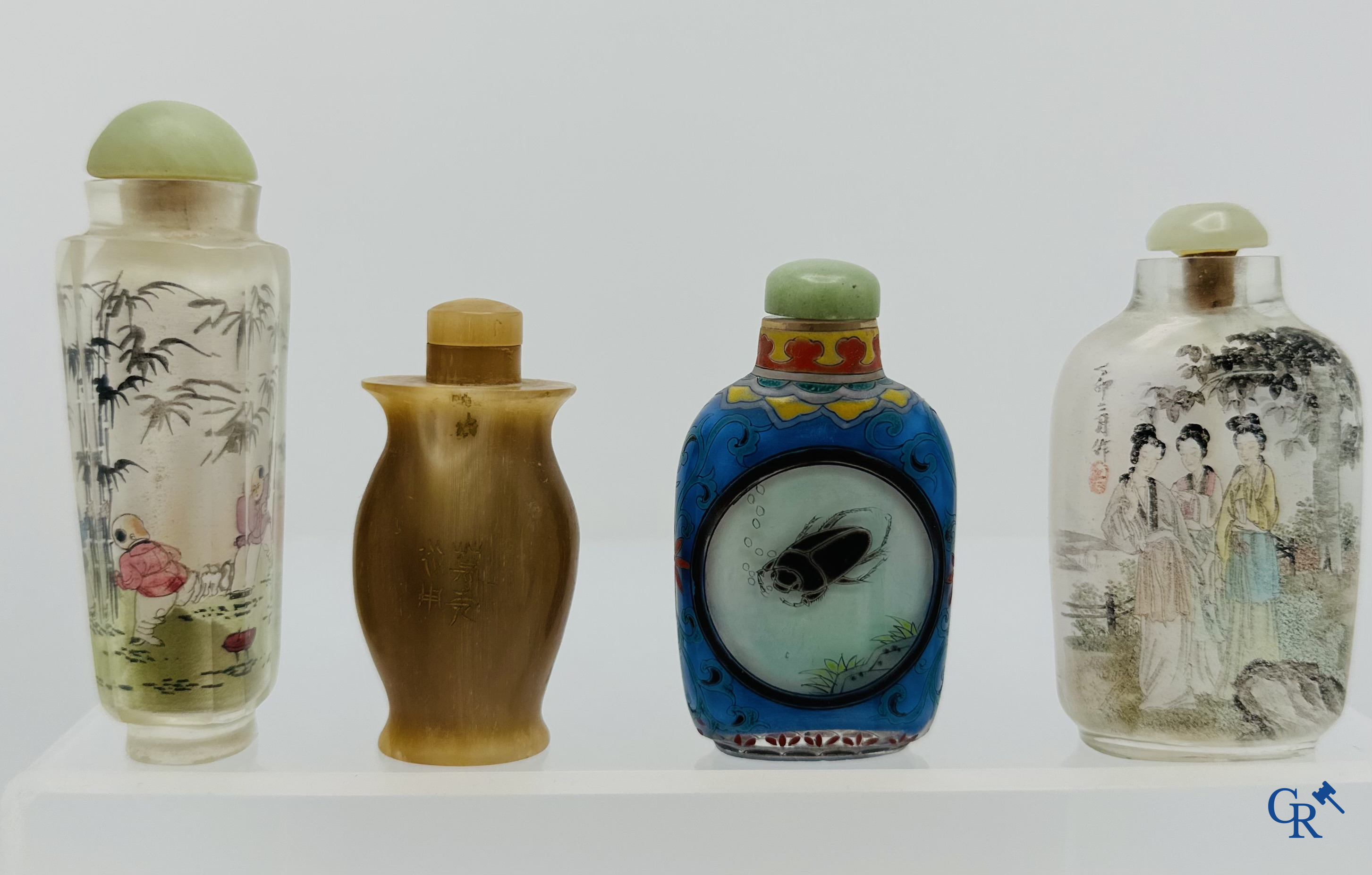 Asian Art: 9 chinese snuff bottles.