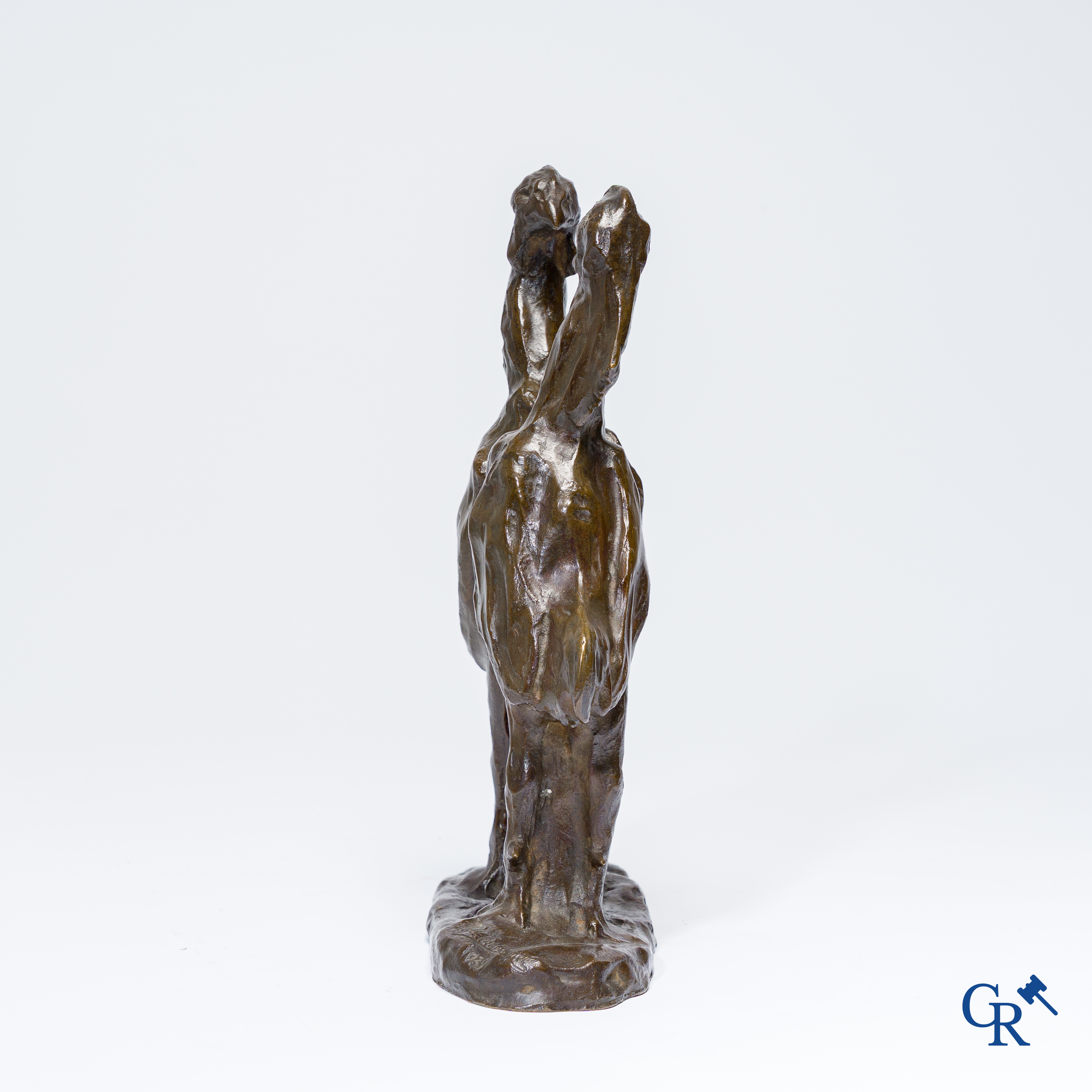 Geo Vindevogel (1923-1977) (*) Bronze with brown patina, 2 fighting cocks. Signed Geo Vindevogel and dated 1939.