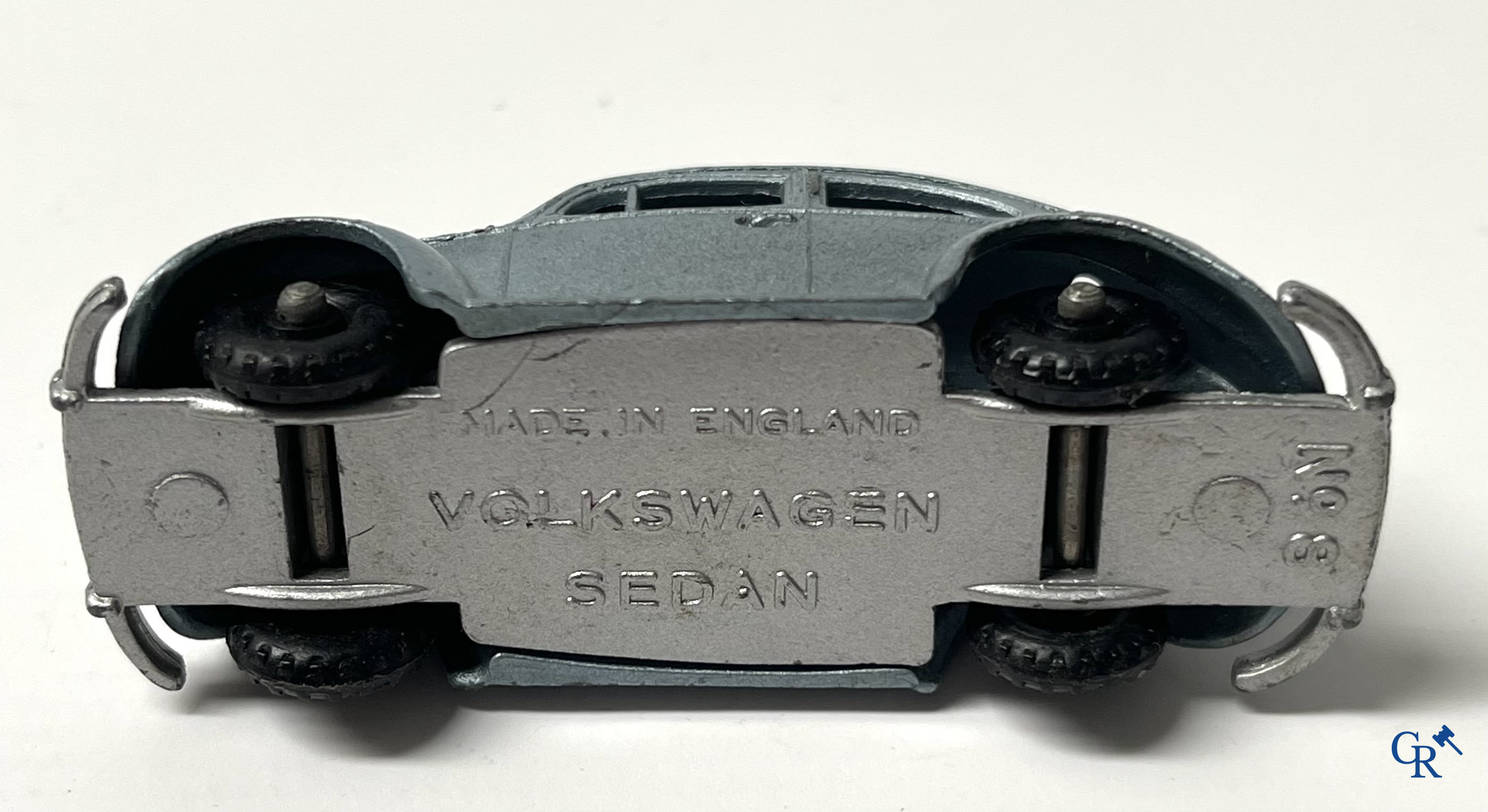 Vieux jouets. Intéressant lot de jouets. Dinky toys, Prameta Kölner Automodelle, Contstruction Jeep Japan, etc.