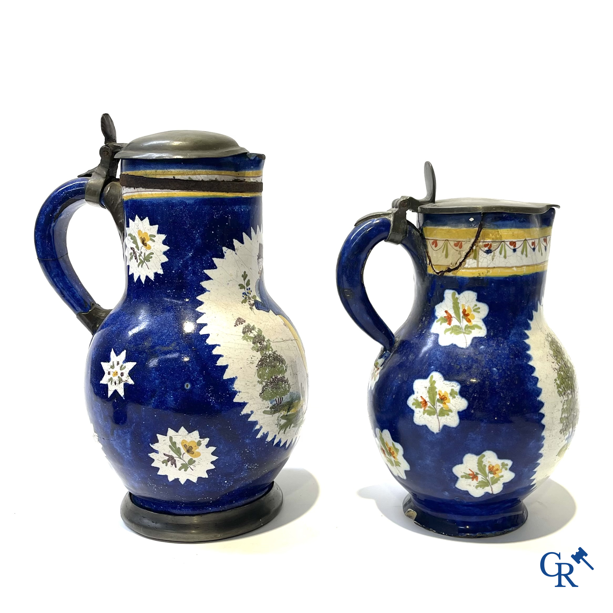 Brussels pottery. 3 jugs with tin lid and a beer jug in decorated Brussels pottery. 18th-19th century.
