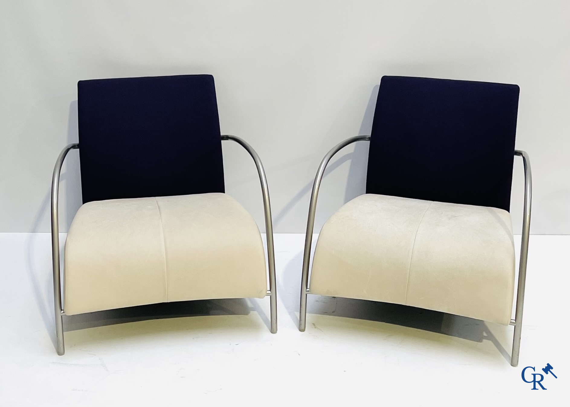 Gijs Papavoine (1949) A set of 3 Lomas Easy Armchairs in leather and tissu. Circa 1990.