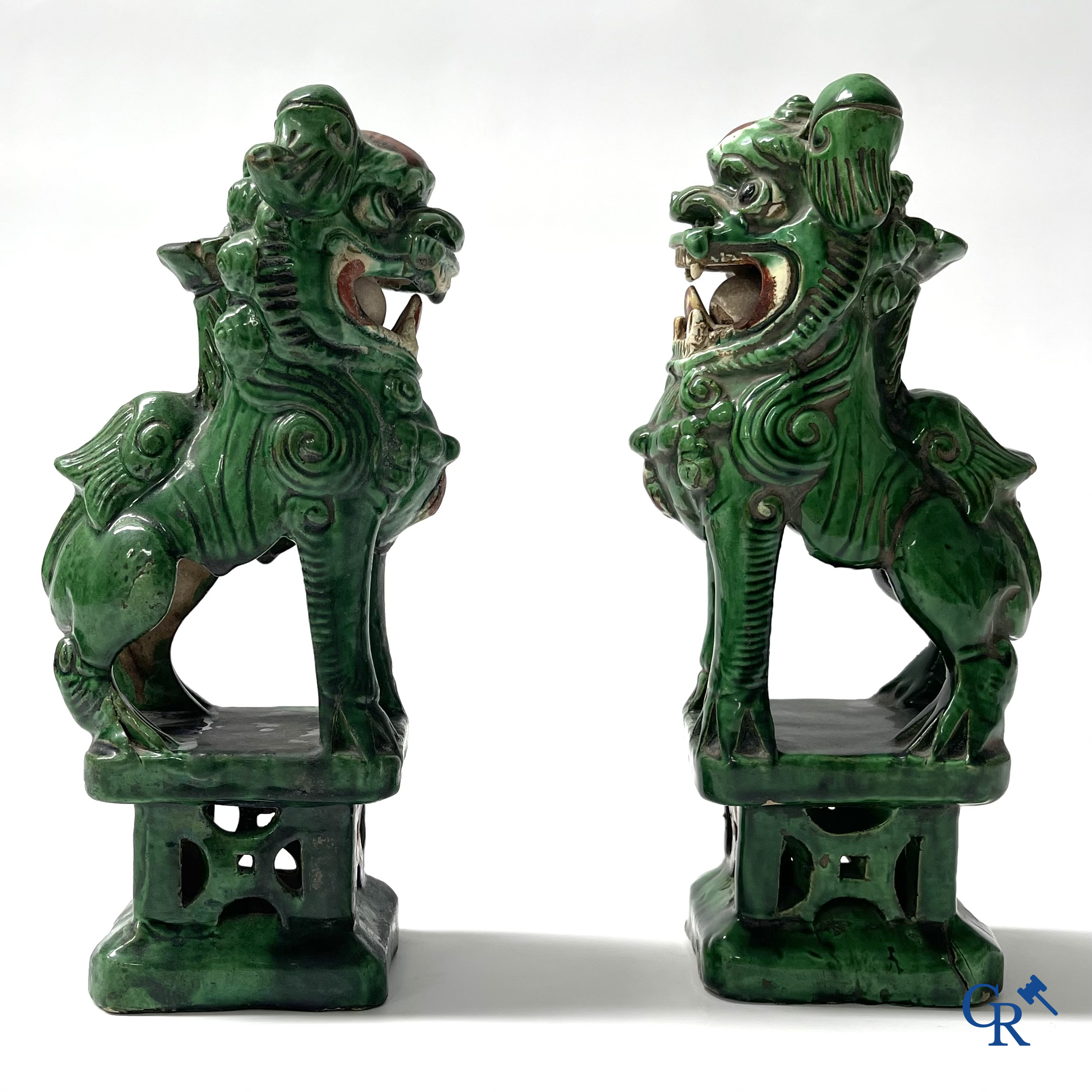 Asian Art. A pair of Chinese glazed temple lions. 18th century.