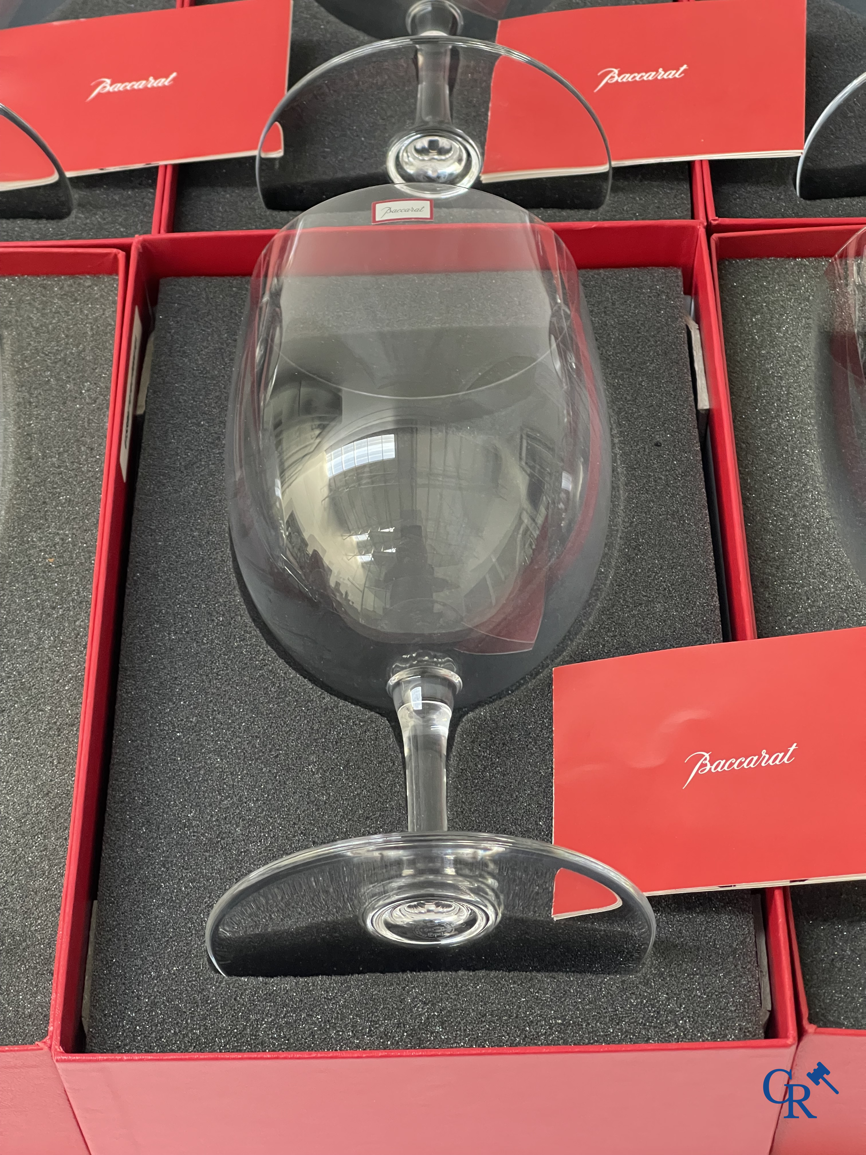 Baccarat France. A set of 12 large crystal tasting glasses for wine. Signed. New condition.