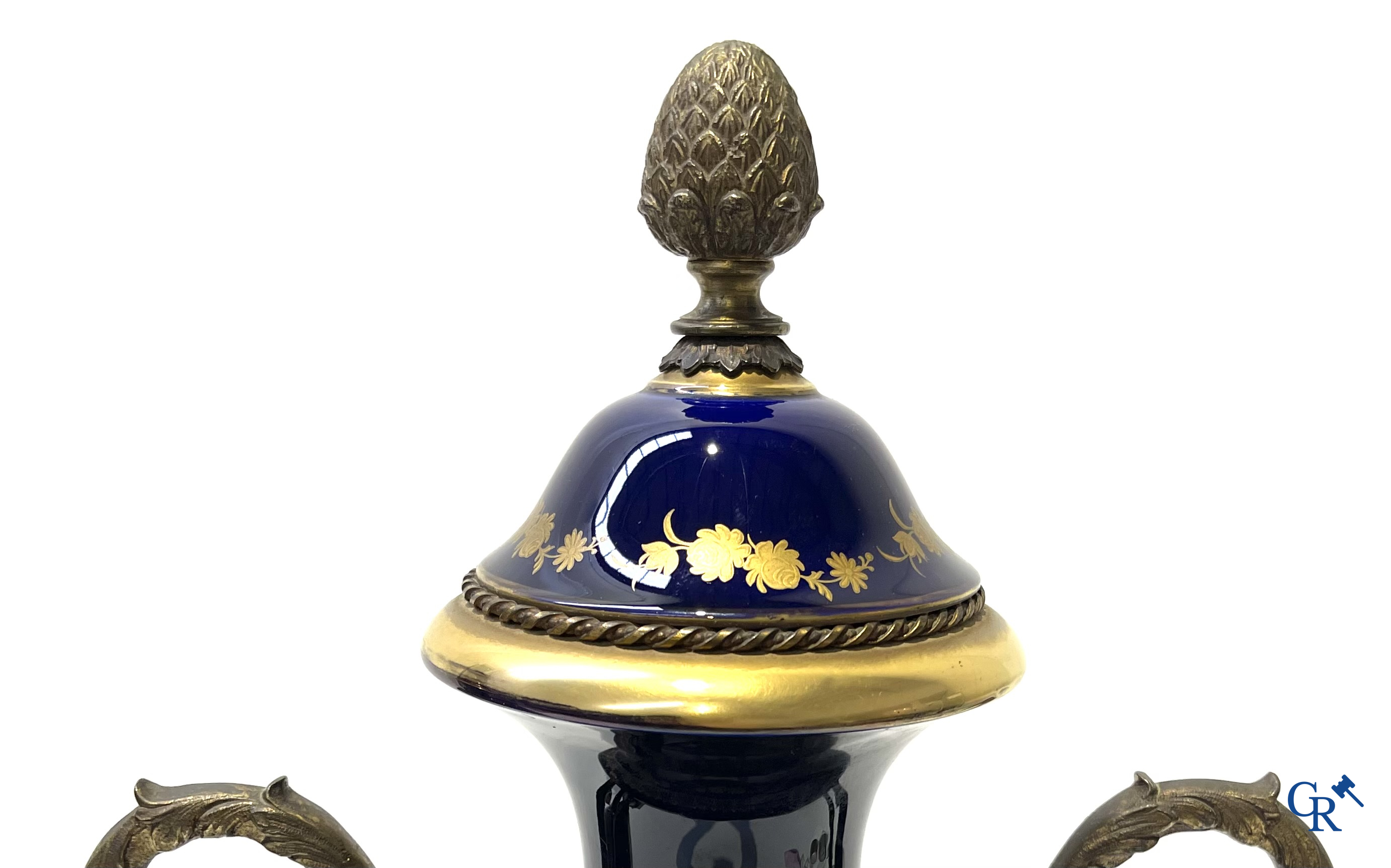 Pair of large vases in porcelain and bronze with romantic scenes. Sèvres style. 20th century.