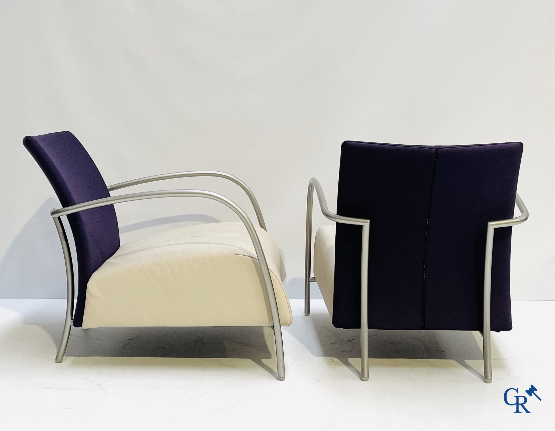 Gijs Papavoine (1949) A set of 3 Lomas Easy Armchairs in leather and tissu. Circa 1990.