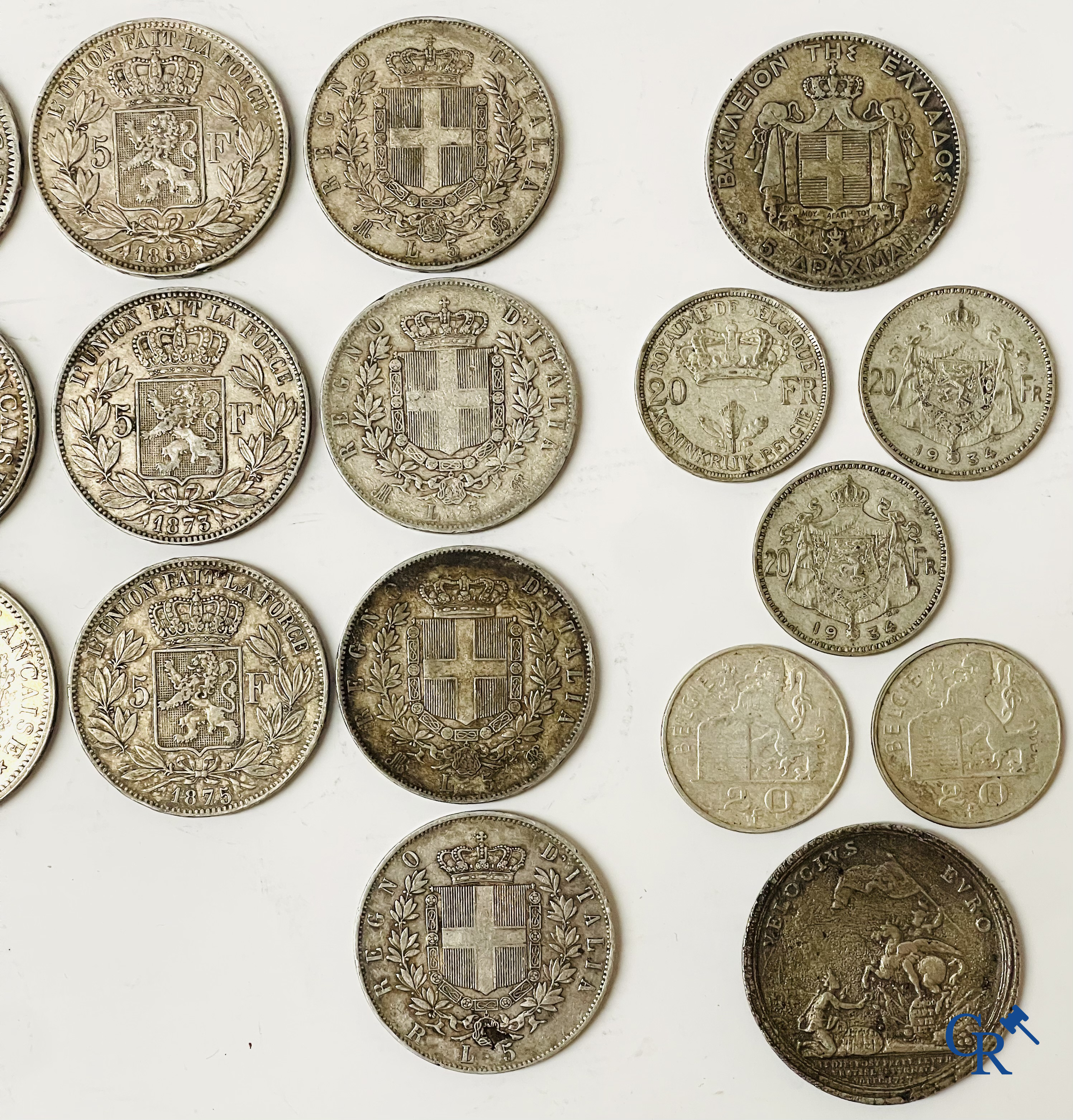 Coins. Lot of coins in silver. 5 Francs Louis Philippe I, Napoleon III, Leopold II, 5 Lire Vittorio Emanuele and various.