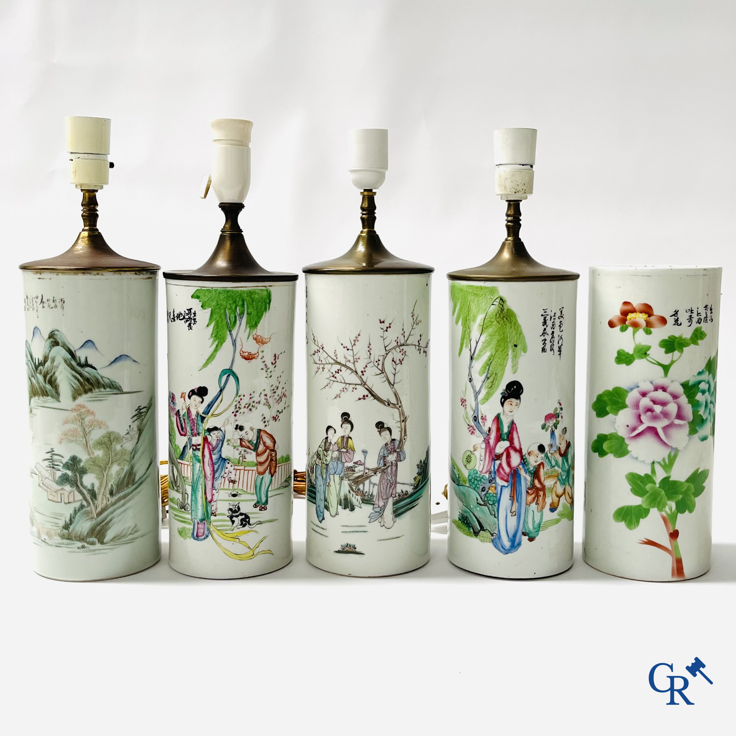 Asian Art, Chinese porcelain. Set of 5 Chinese hat stands of which 4 mounted as a lamp.