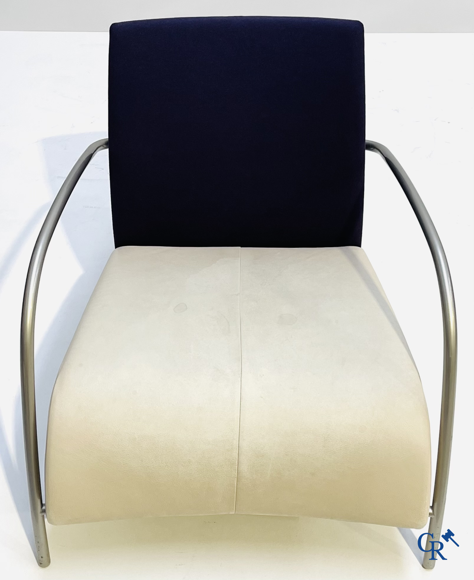 Gijs Papavoine (1949) A set of 3 Lomas Easy Armchairs in leather and tissu. Circa 1990.