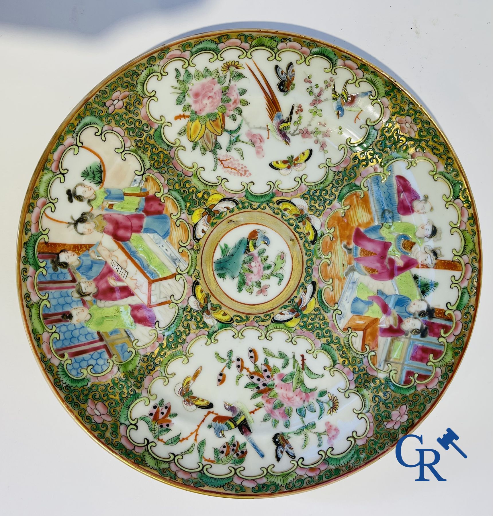 Porcelaine chinoise: 16 pièces de porcelaine chinoise XVIIIème et XIXème.