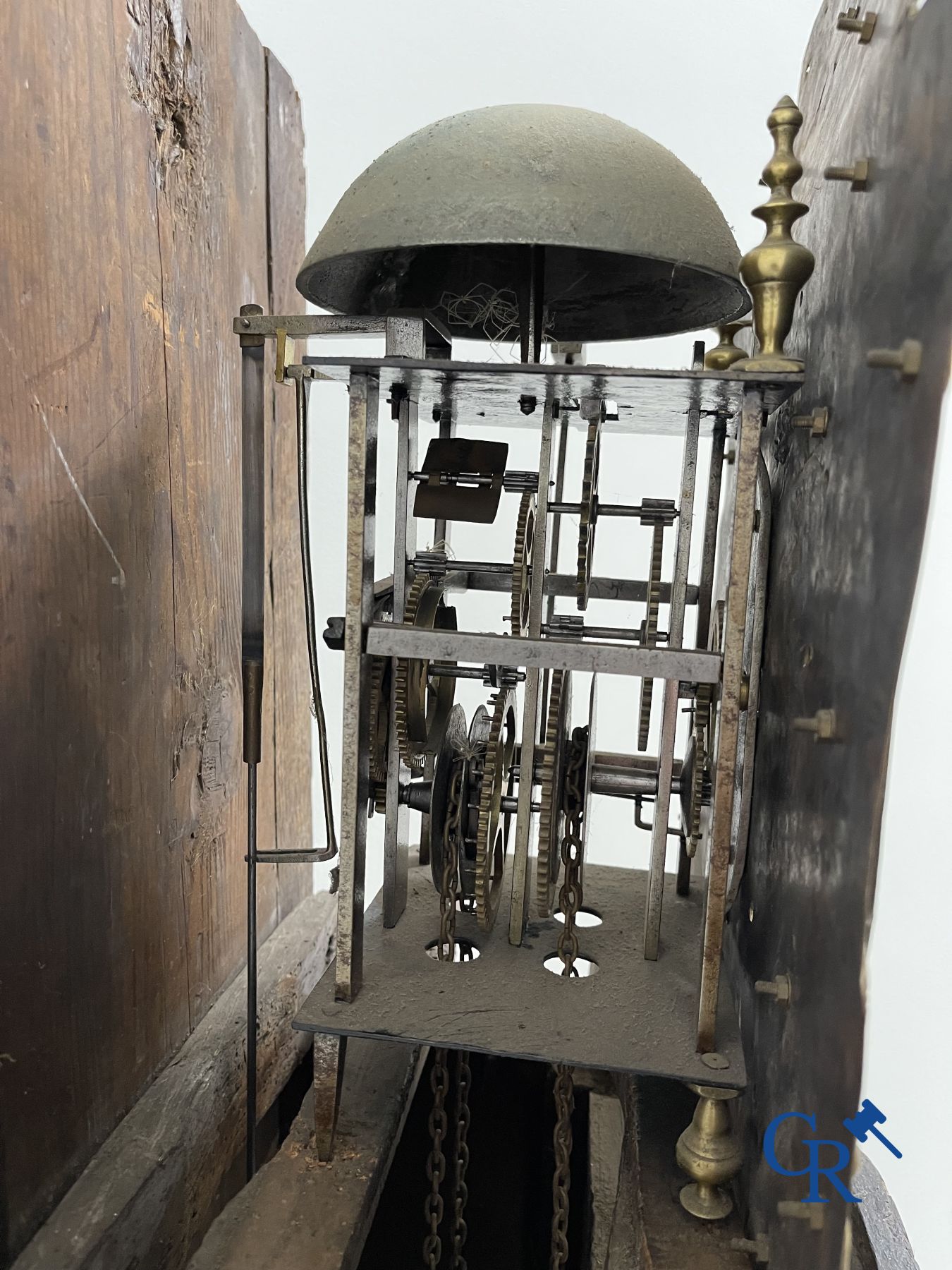 Standing clock in oak. 18th century.