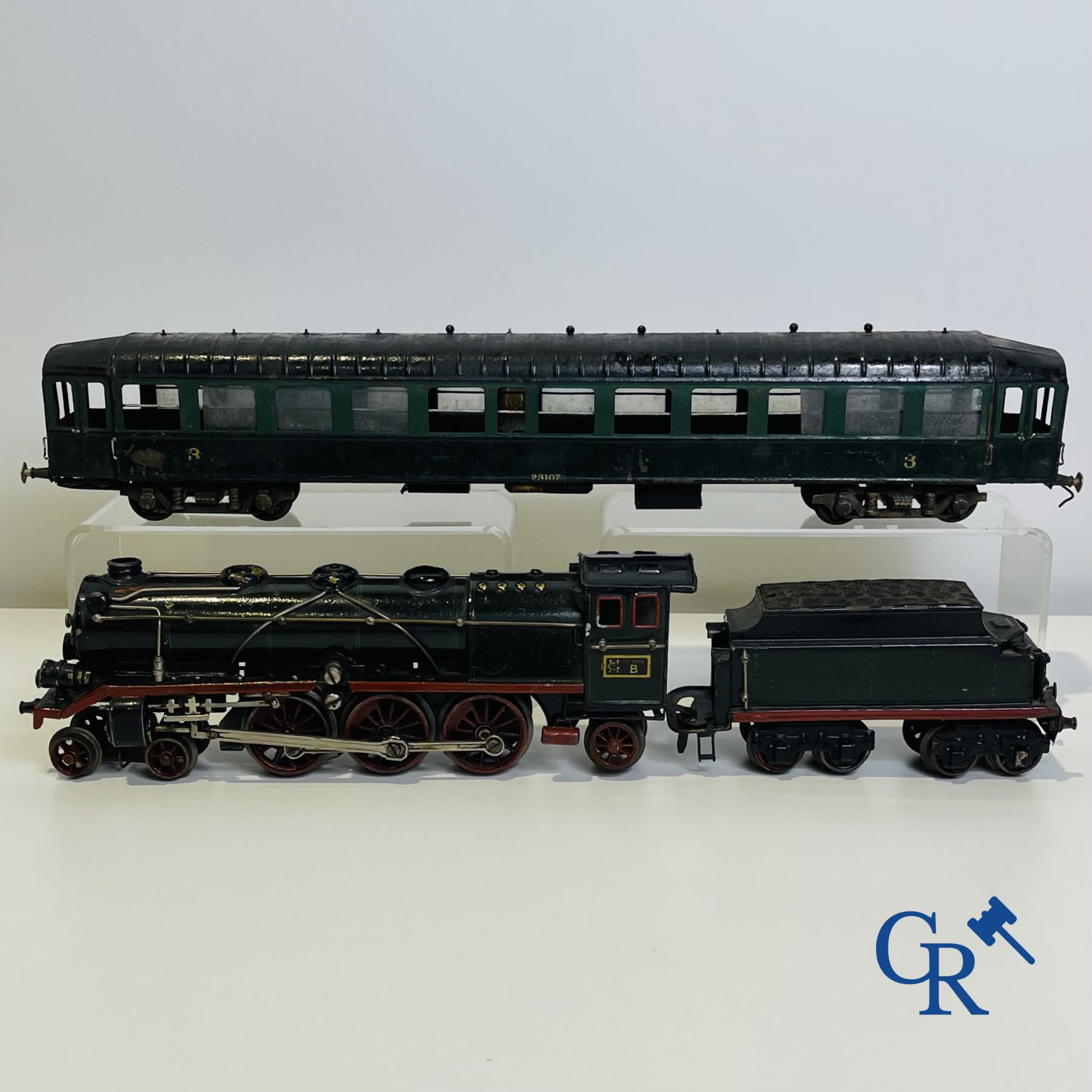 Old toys: Märklin, Locomotive with towing tender and dining car.
About 1930.