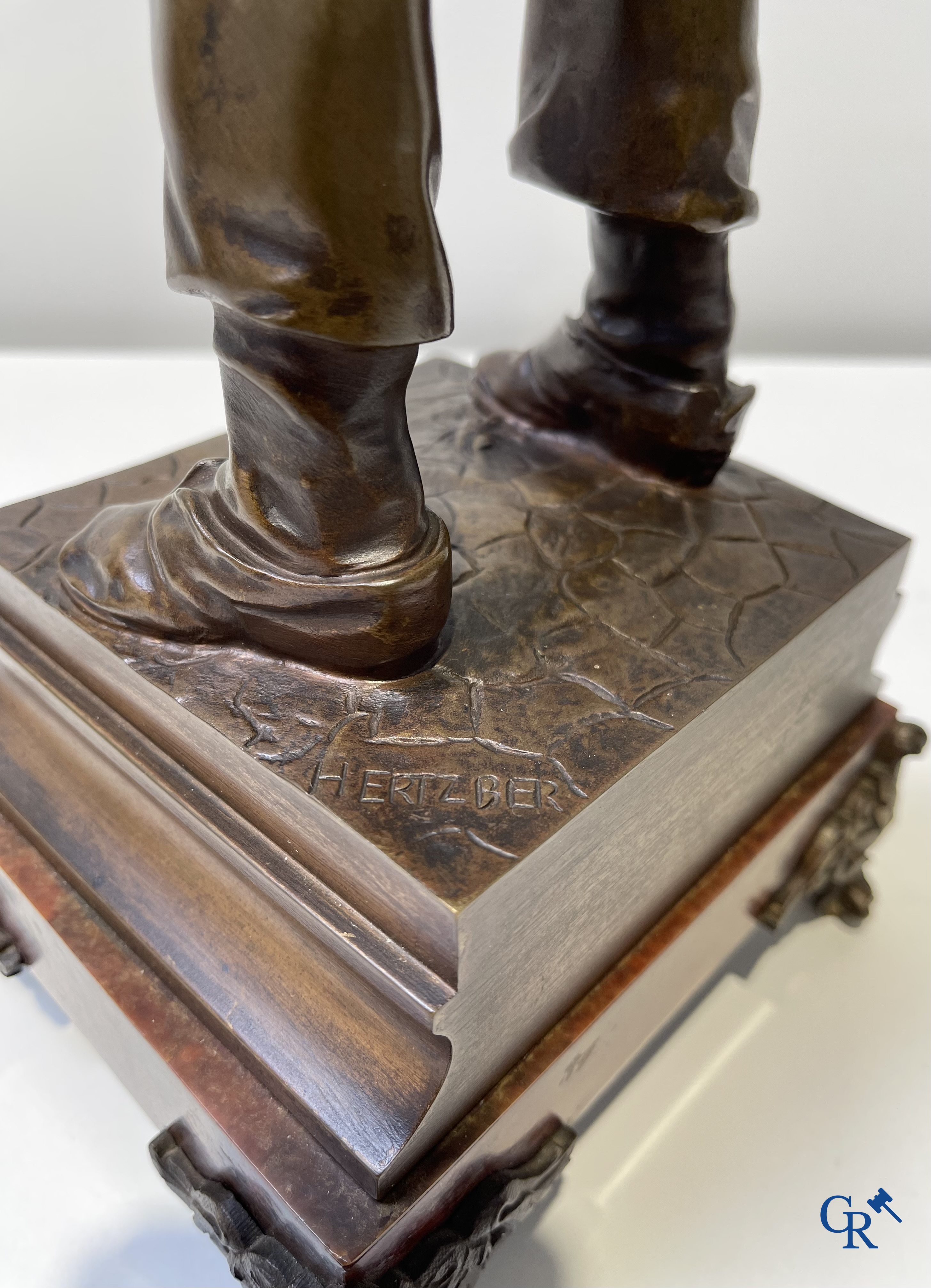 Eugène Laurent (1832-1898), sitting lady and Halfdan Hertzberg (1857-1890) "le siffleur". 2 bronze statues, signed.