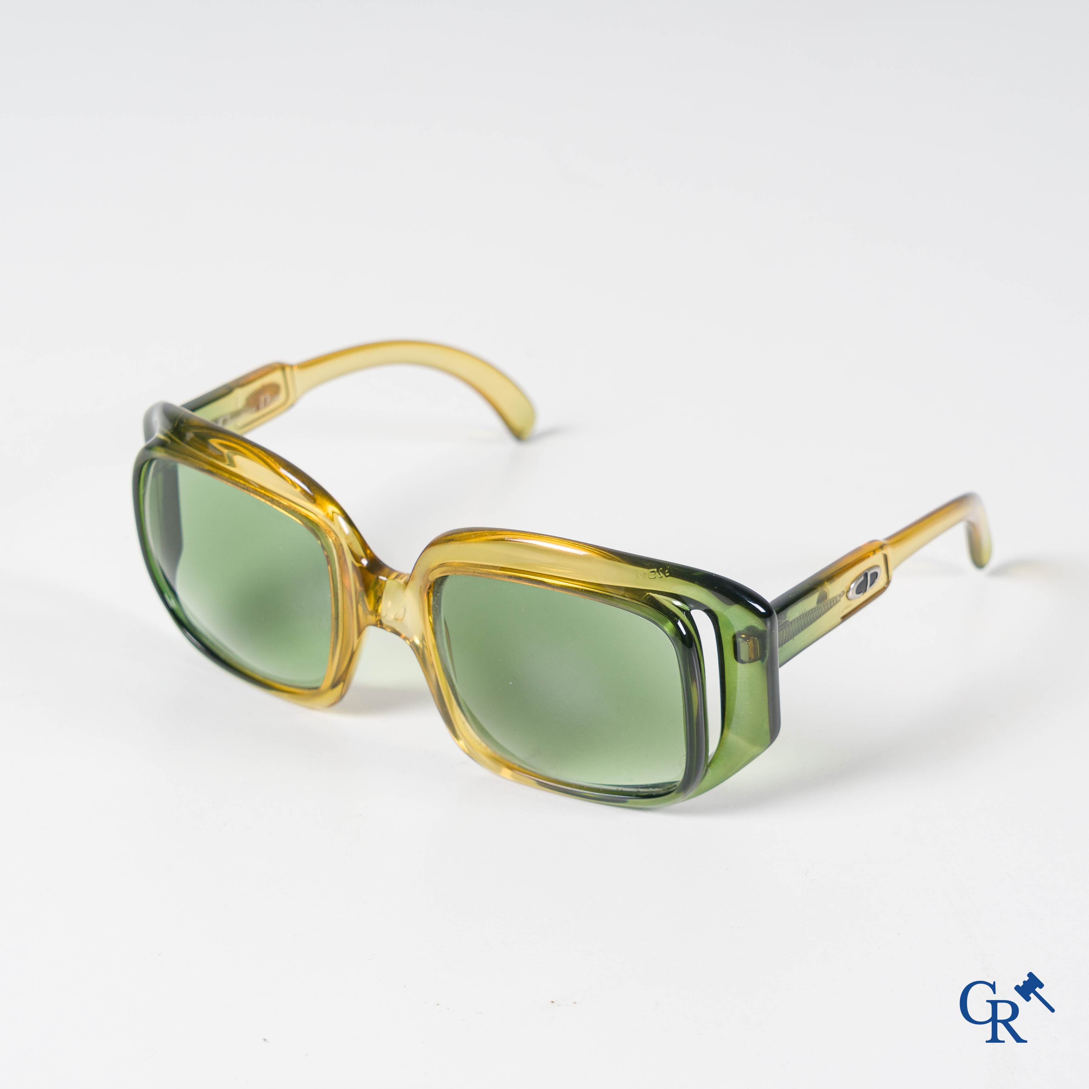 Mode/Vintage: Christian Dior. 5 paires de lunettes vintage. Vers 1970.