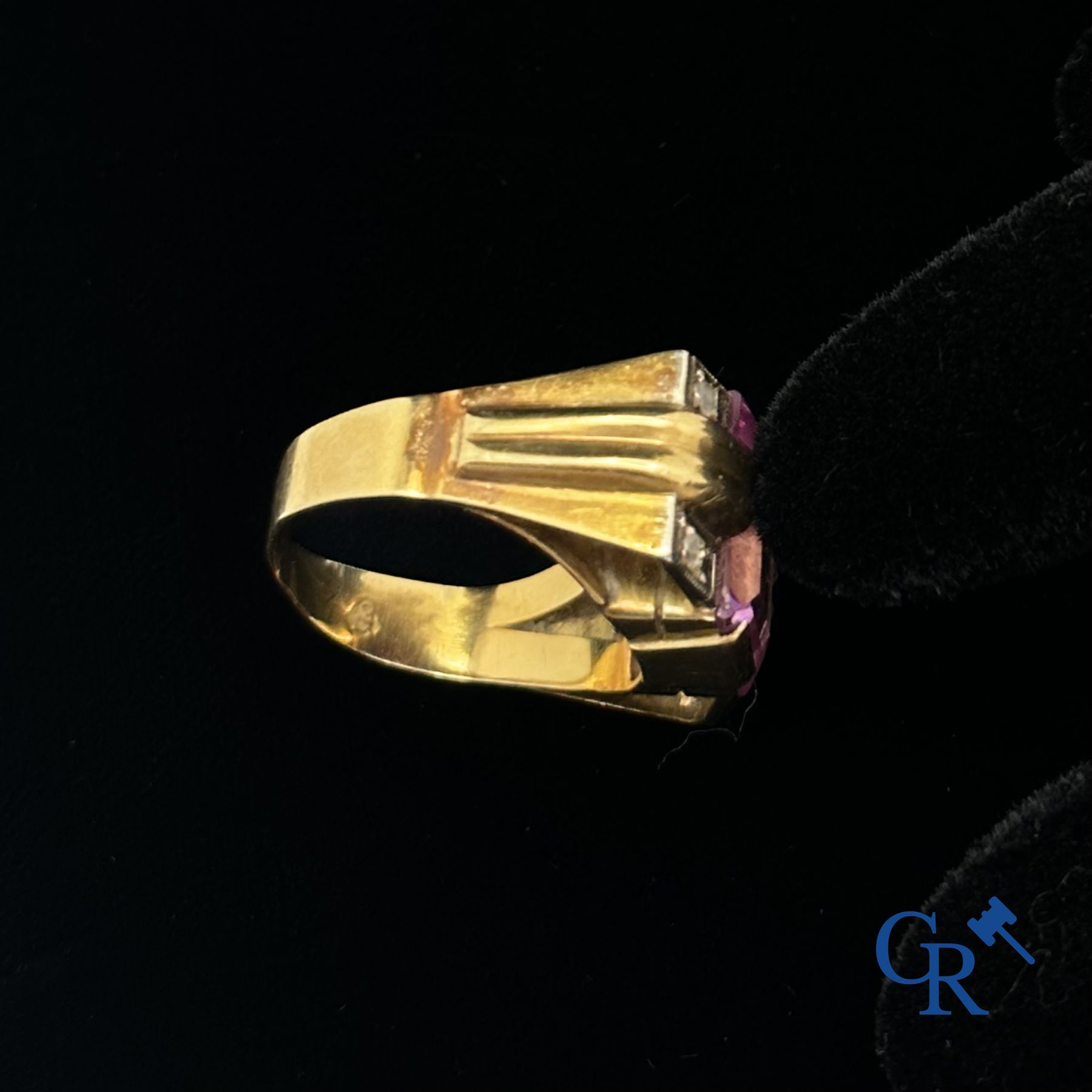 Jewel: Art Deco tank ring in yellow gold 18K.