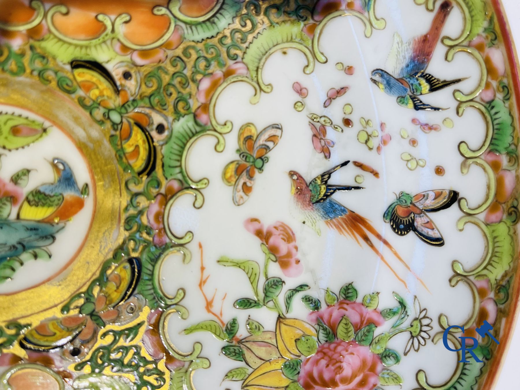 Porcelaine chinoise: 16 pièces de porcelaine chinoise XVIIIème et XIXème.