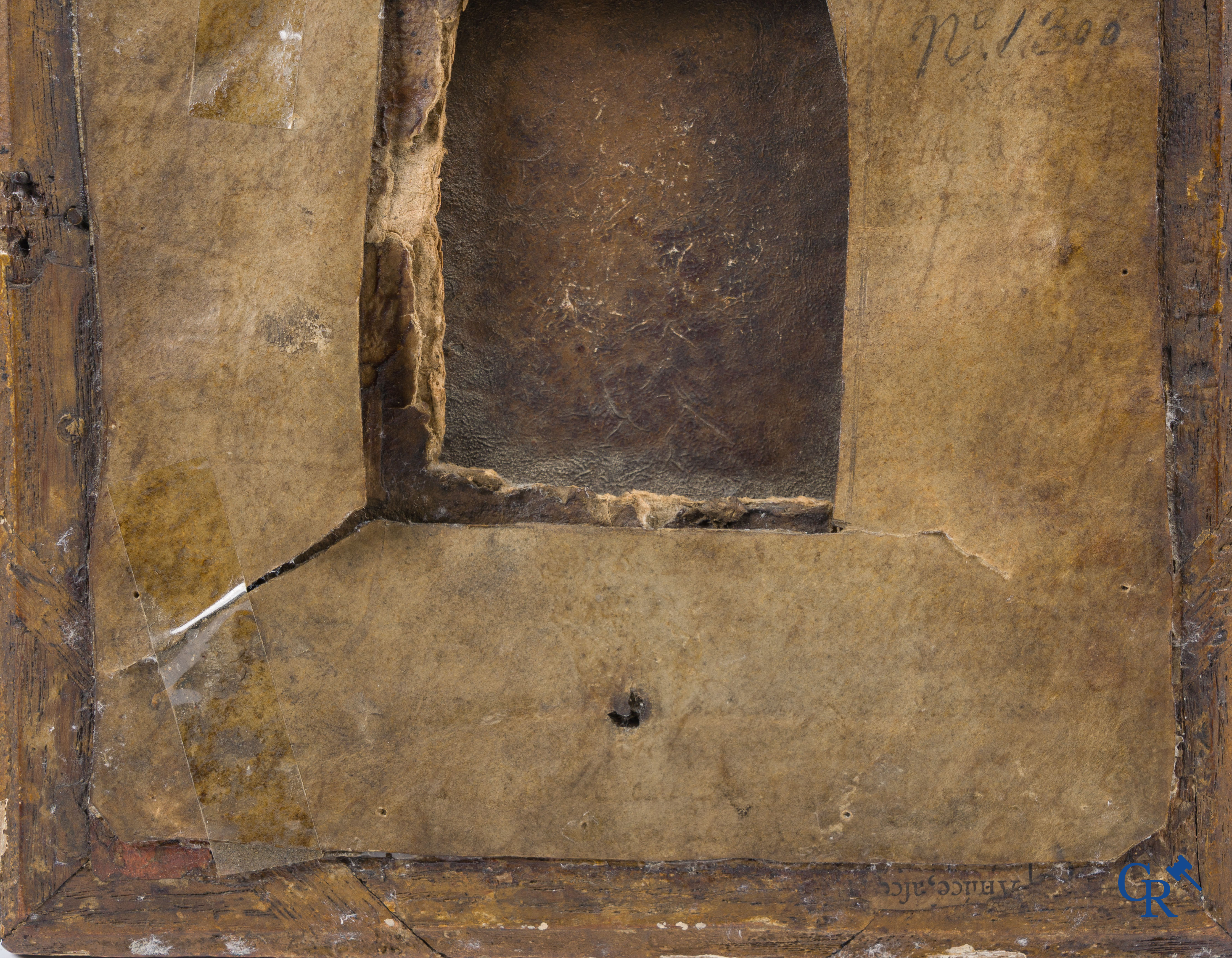 Madonna met kind. Frankrijk XVe-XVIe eeuw. Hoogstwaarschijnlijk Limoges, omgeving van de familie Pénicaud.