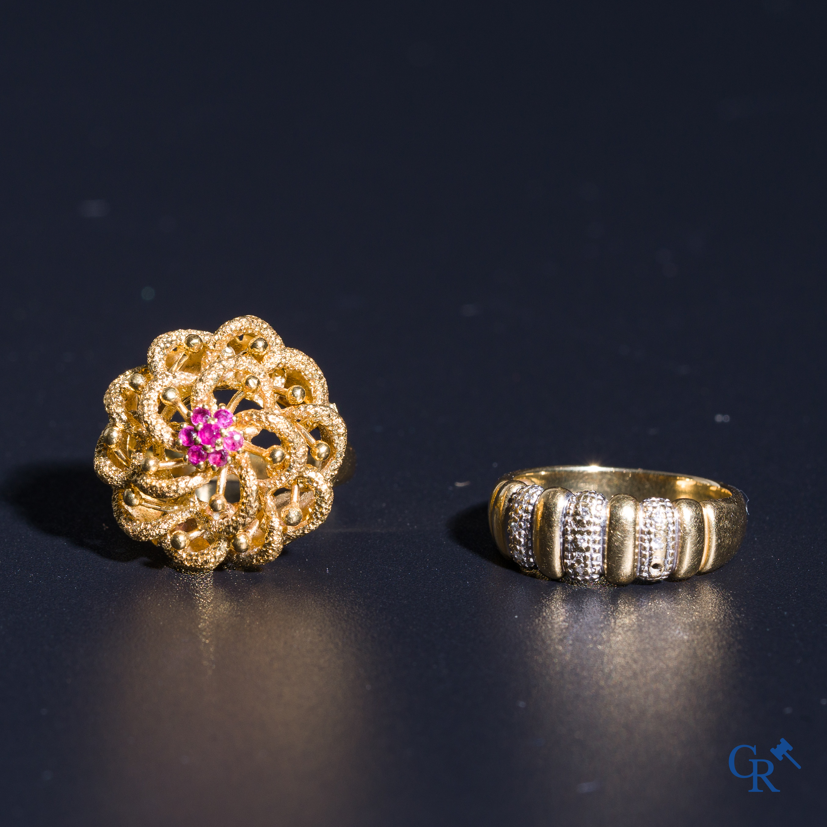 Juwelen: 2 ringen in goud 18K (750°/00).