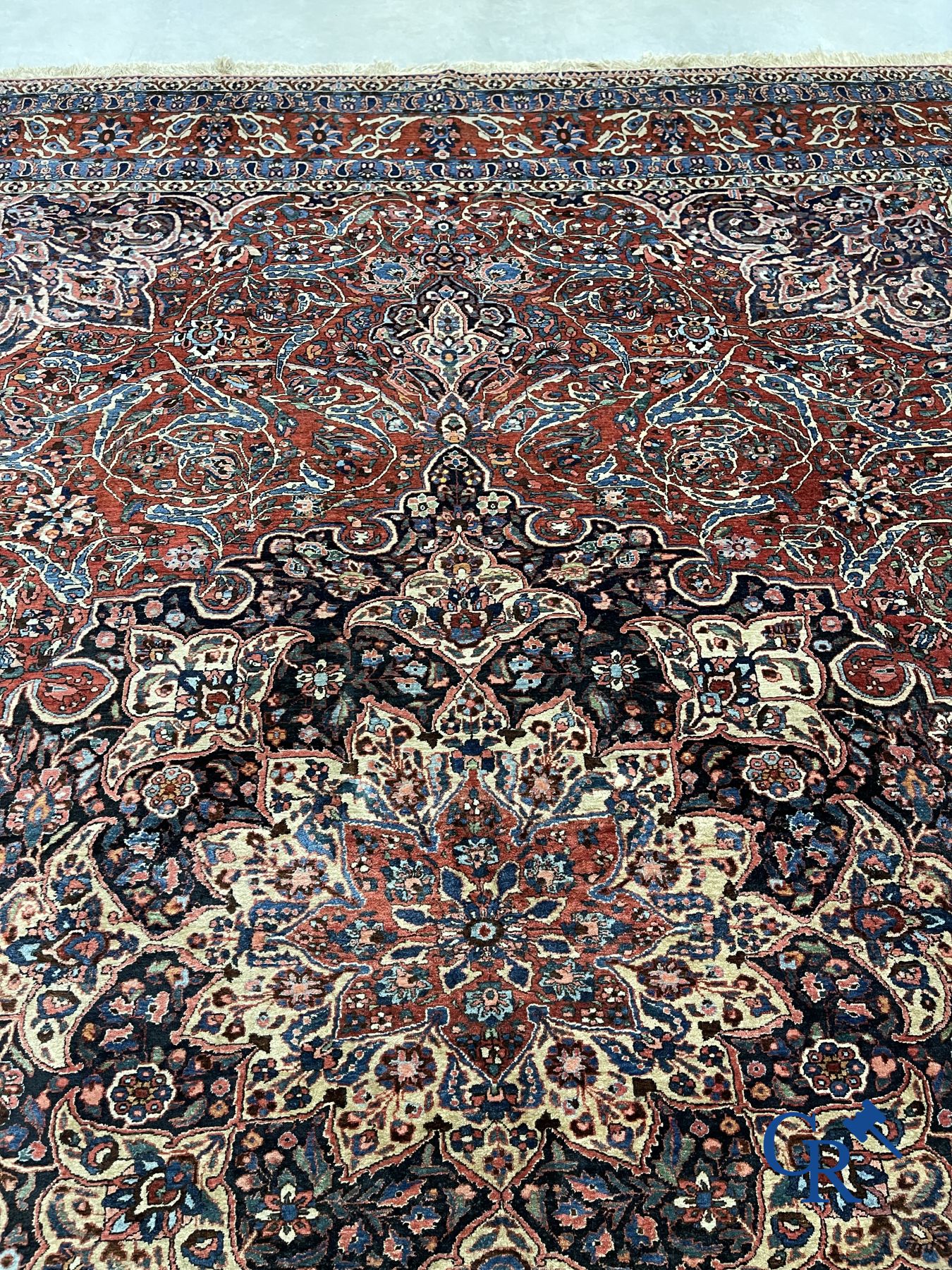 Carpets: Iran: An exceptional Persian carpet. Kashan.