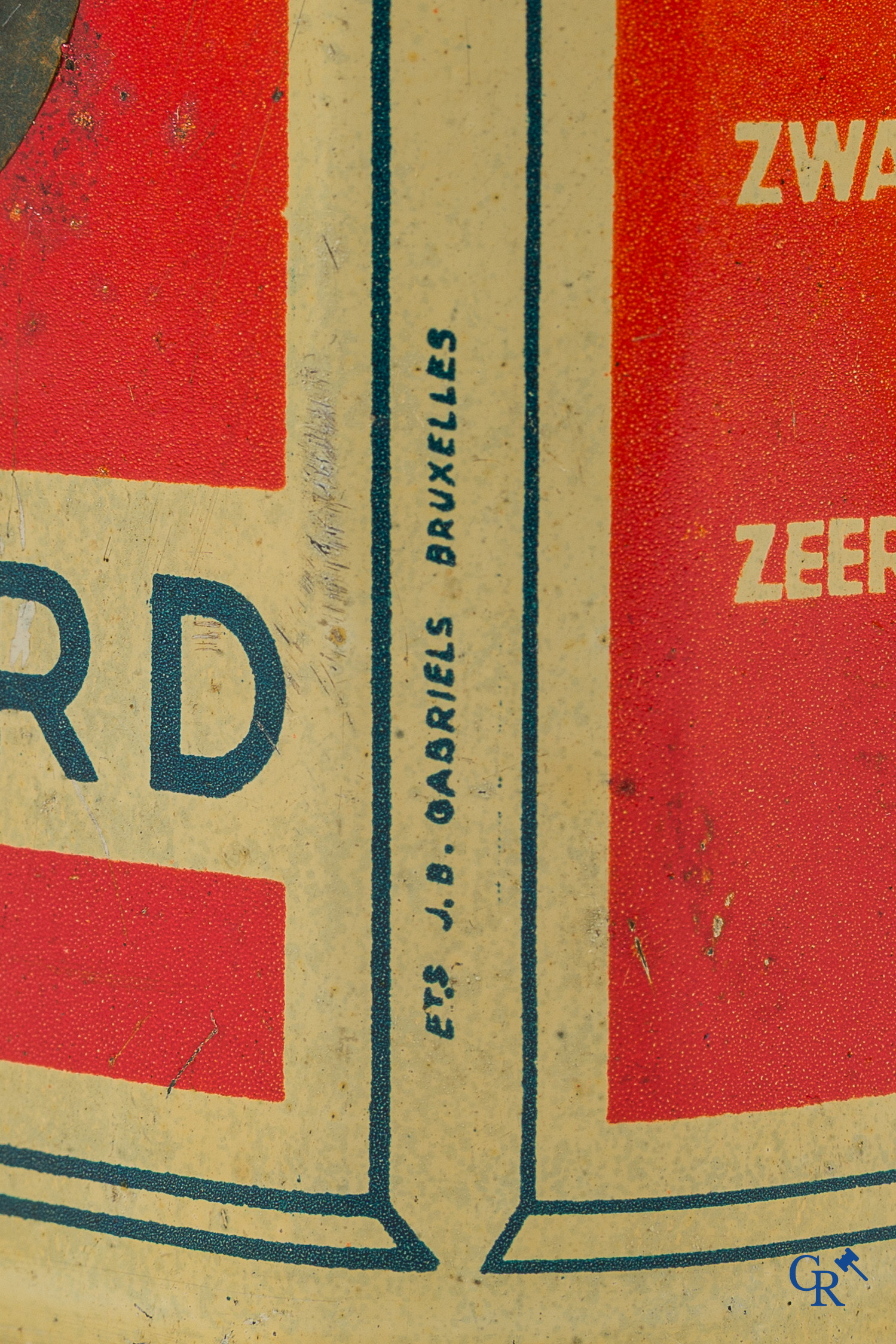 Automobilia. 2 olieblikken. Toneline en een zeldzaam olieblik Carterine. Circa 1940-1950.