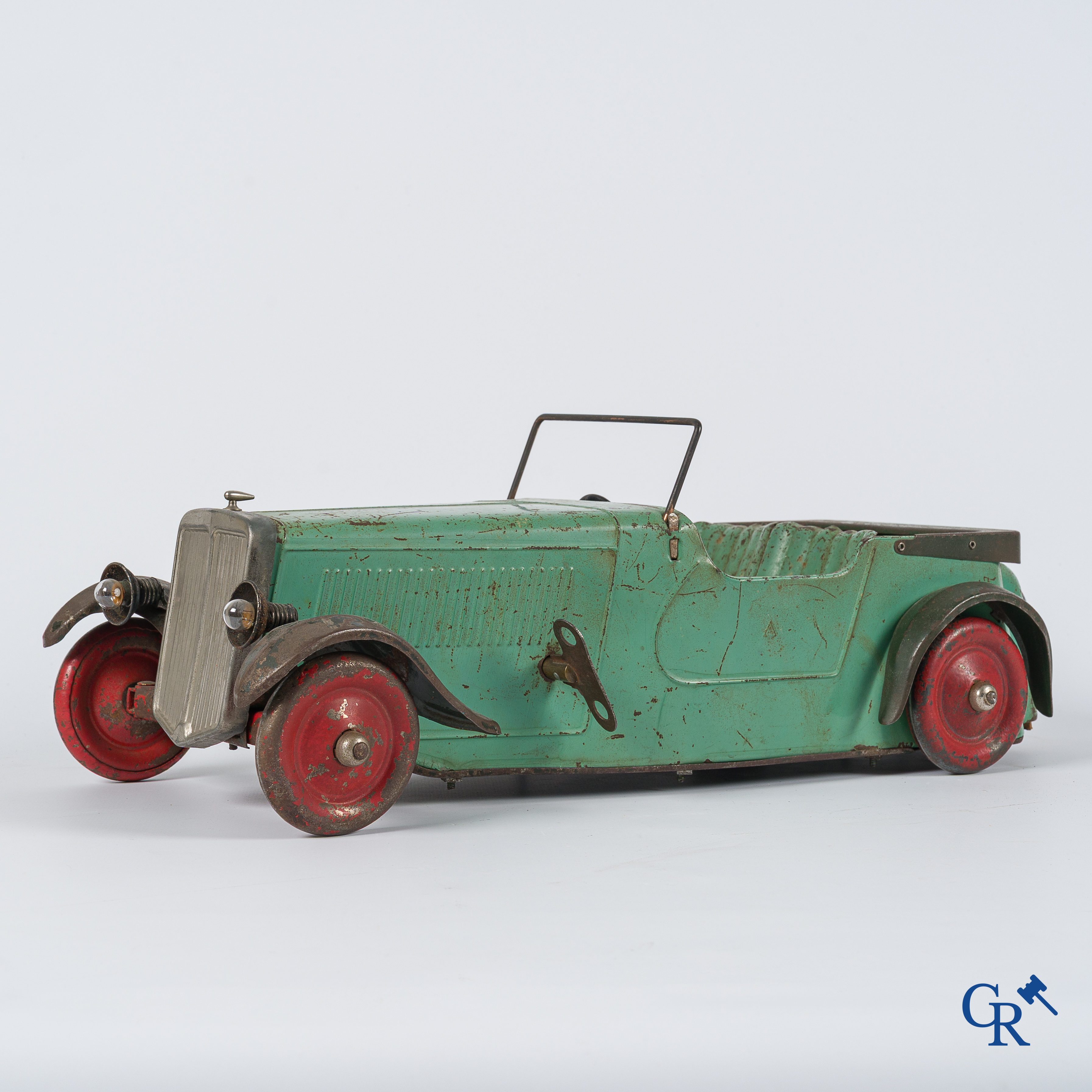 Oud speelgoed. Tri-ang Magic Sports car. MT4. Metaal met opwindmechanisme. Jaren '30.