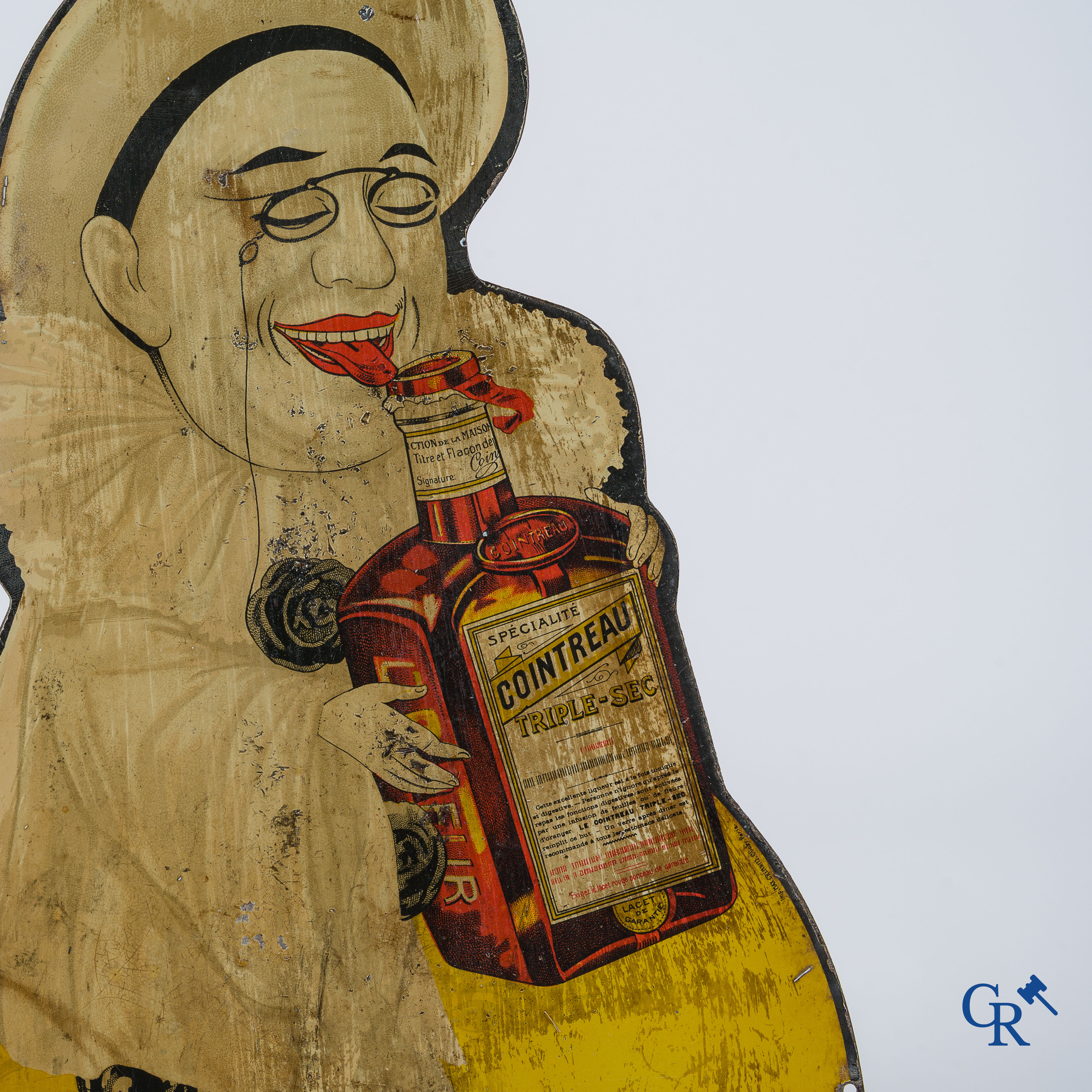 Cointreau. Zeldzame publiciteit in beschilderd blik met "Pierrot" naar een ontwerp van Nicolas Francisco Tamango.