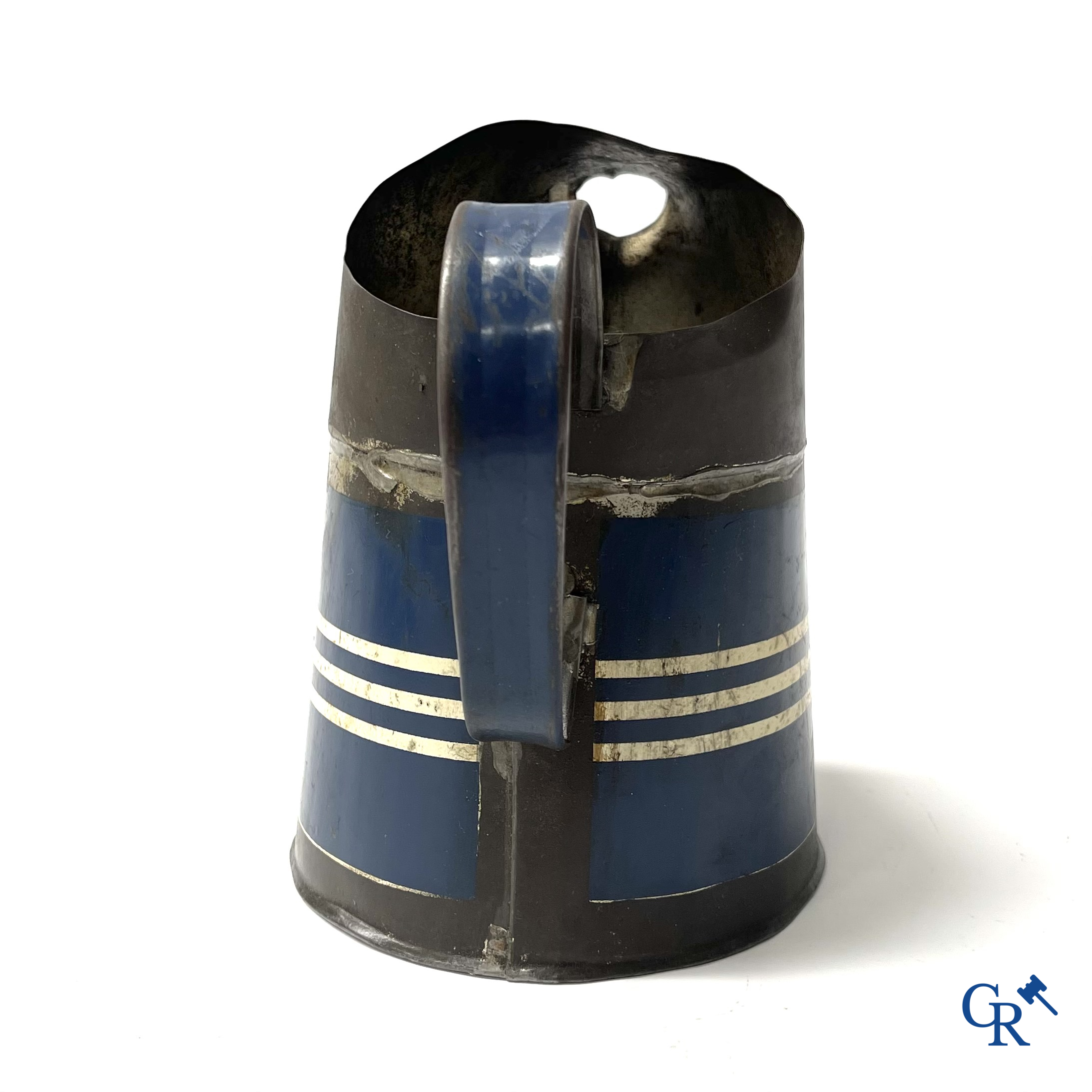 Automobilia. Gulf. Oliekan of schenkkan voor motorolie van Gulf. Jaren '40.