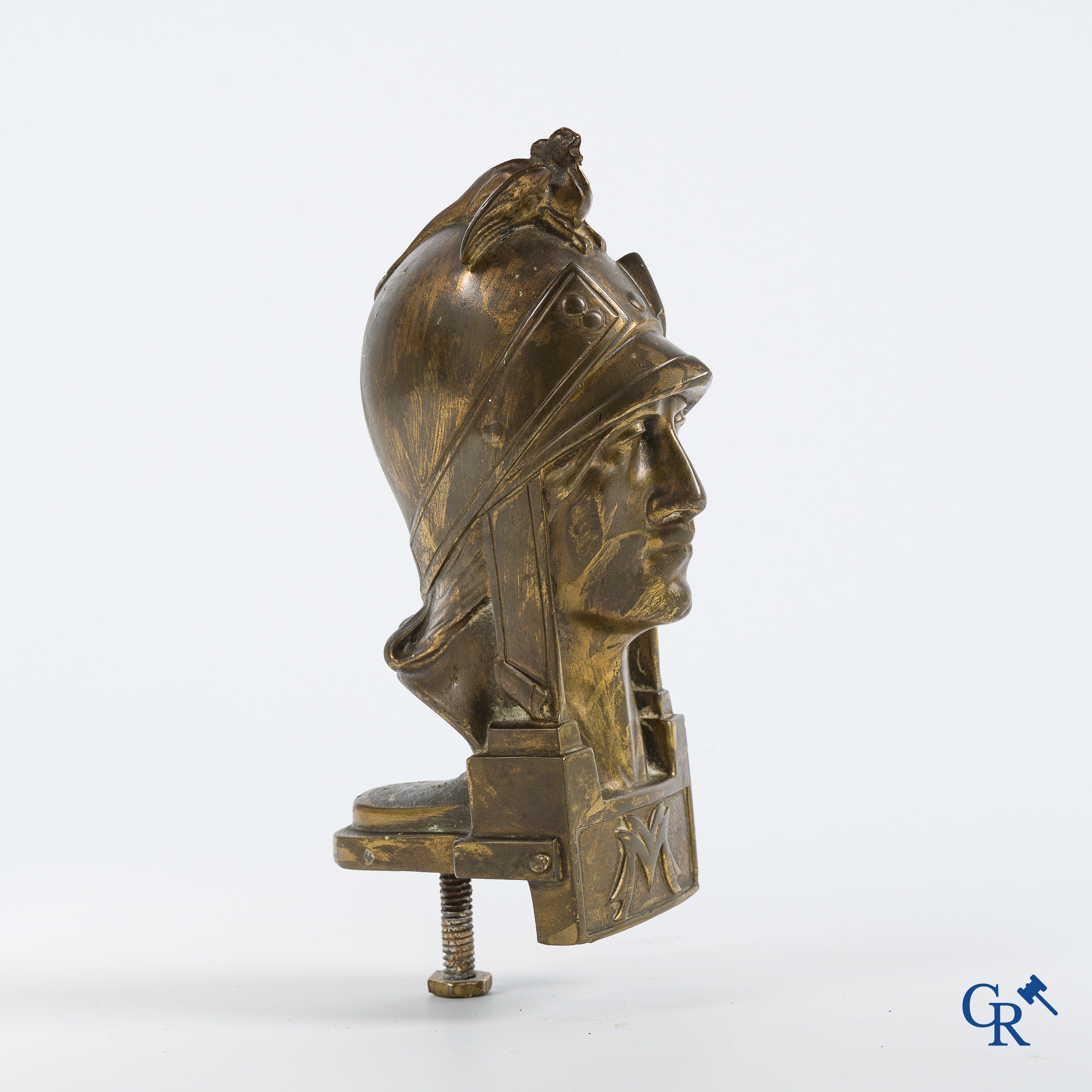 Automobilia. Automascotte in brons voor de luxewagens van de Minerva Motors Limited te Antwerpen. Jaren '20.