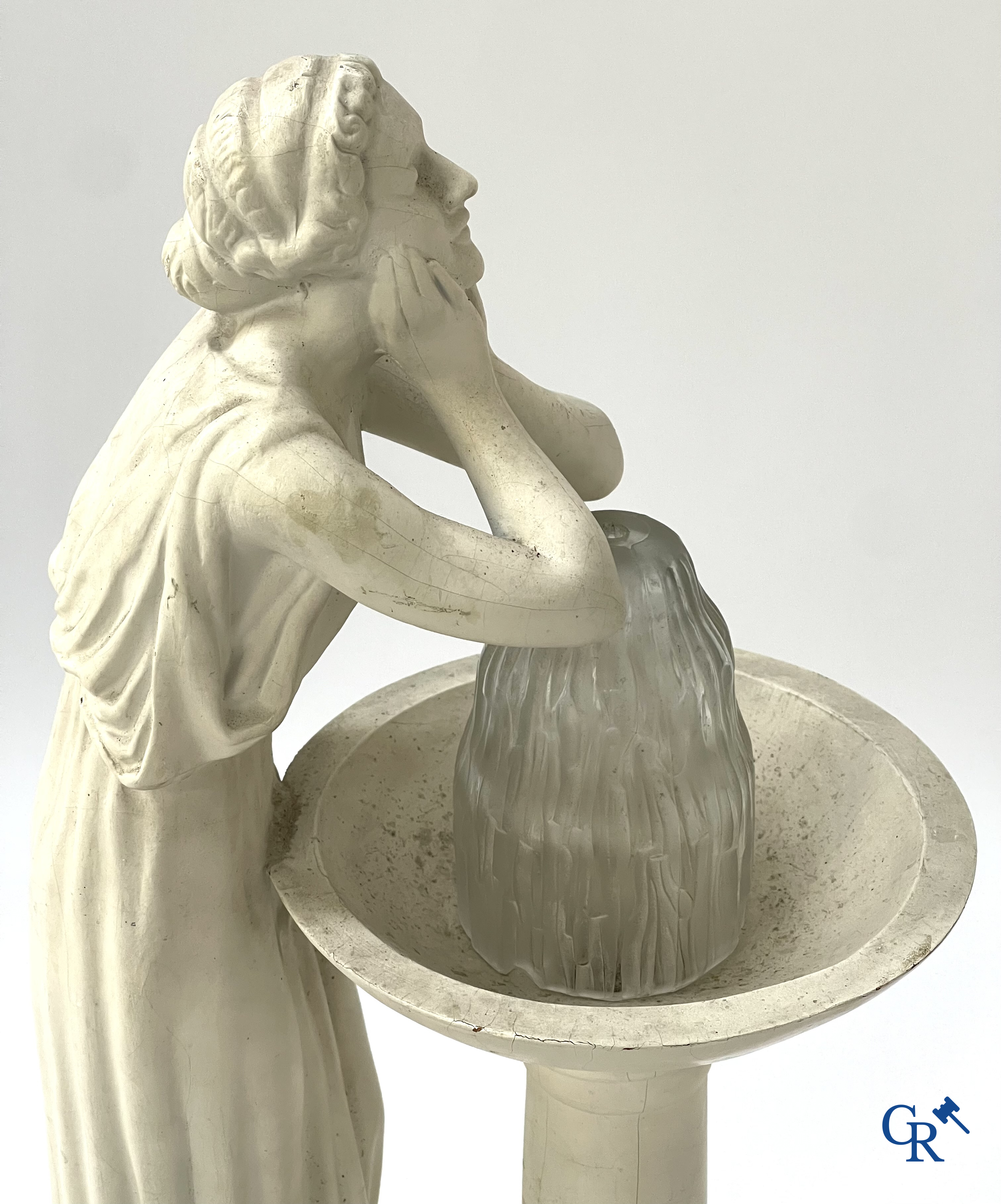 Vichy, Source de beauté. Lamp in papier-maché opgelegd met gepatineerd plaaster. Vroege uitvoering circa 1930-40.
