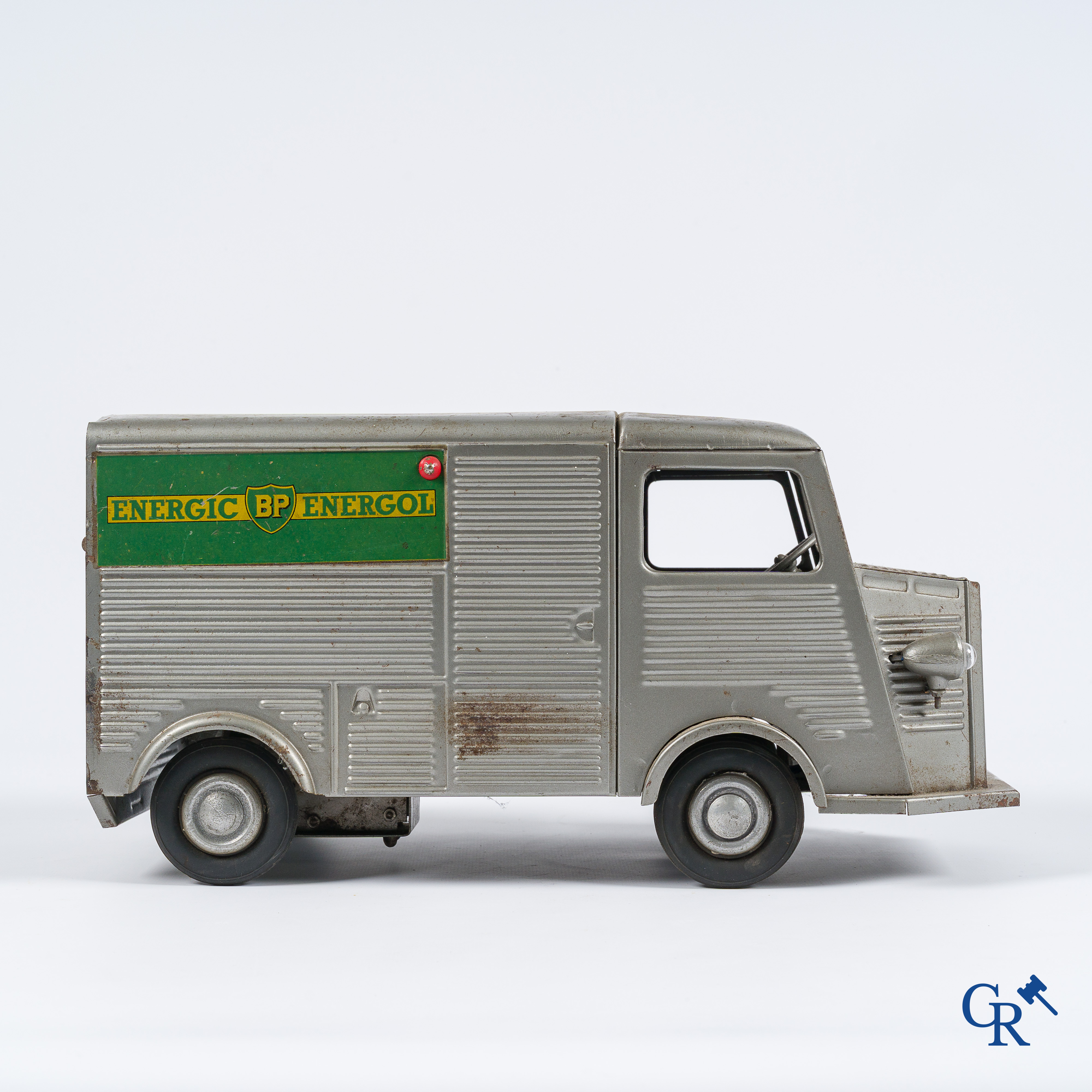 JRD, Made in France. Citroën Type H in grijs gelakt metaal met publiciteit voor Energic BP Energol. Jaren '50.