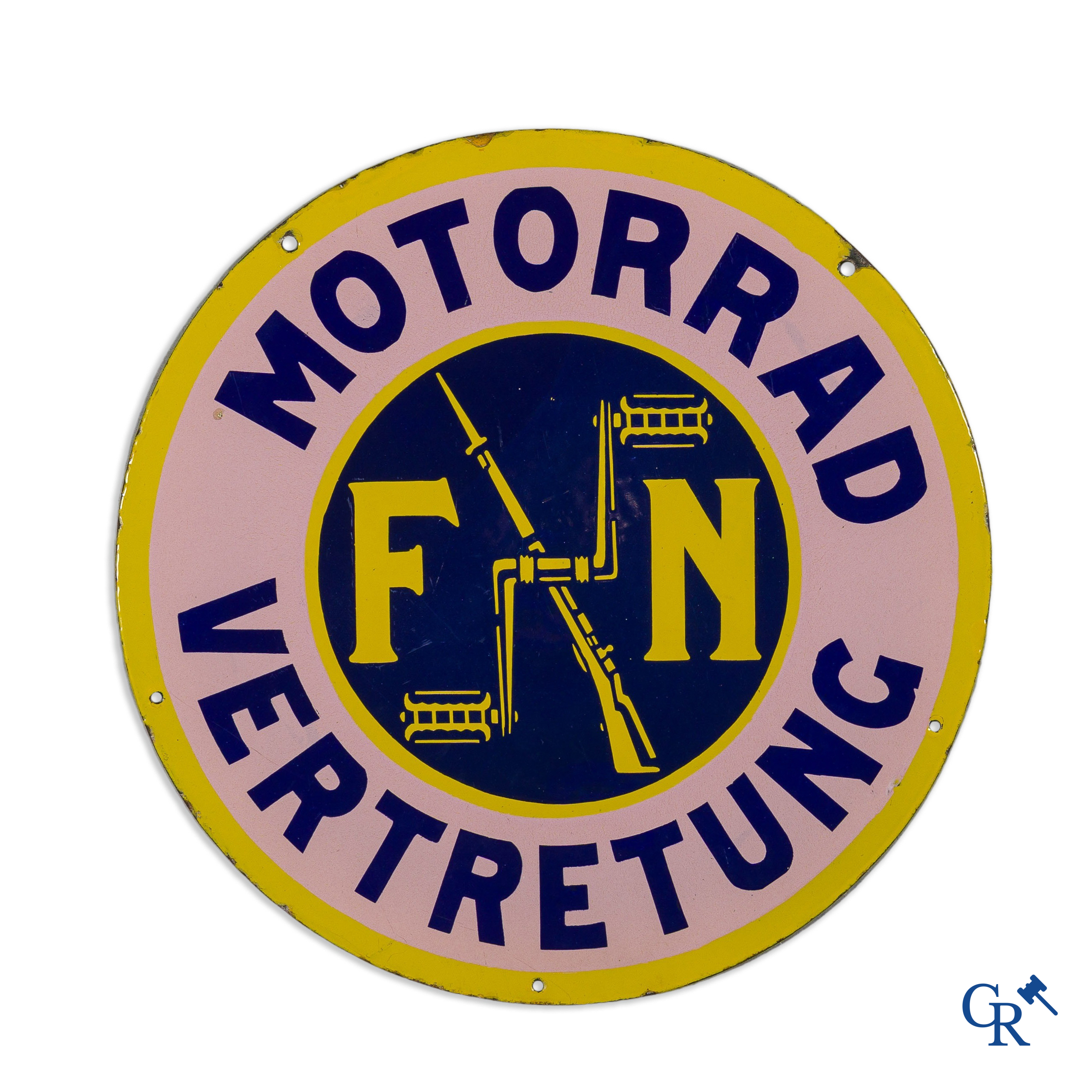 Fabrique Nationale Herstal. Dubbelzijdig Duitstalig emaille uithangbord voor motor rijwielen FN. Circa 1910-1920.