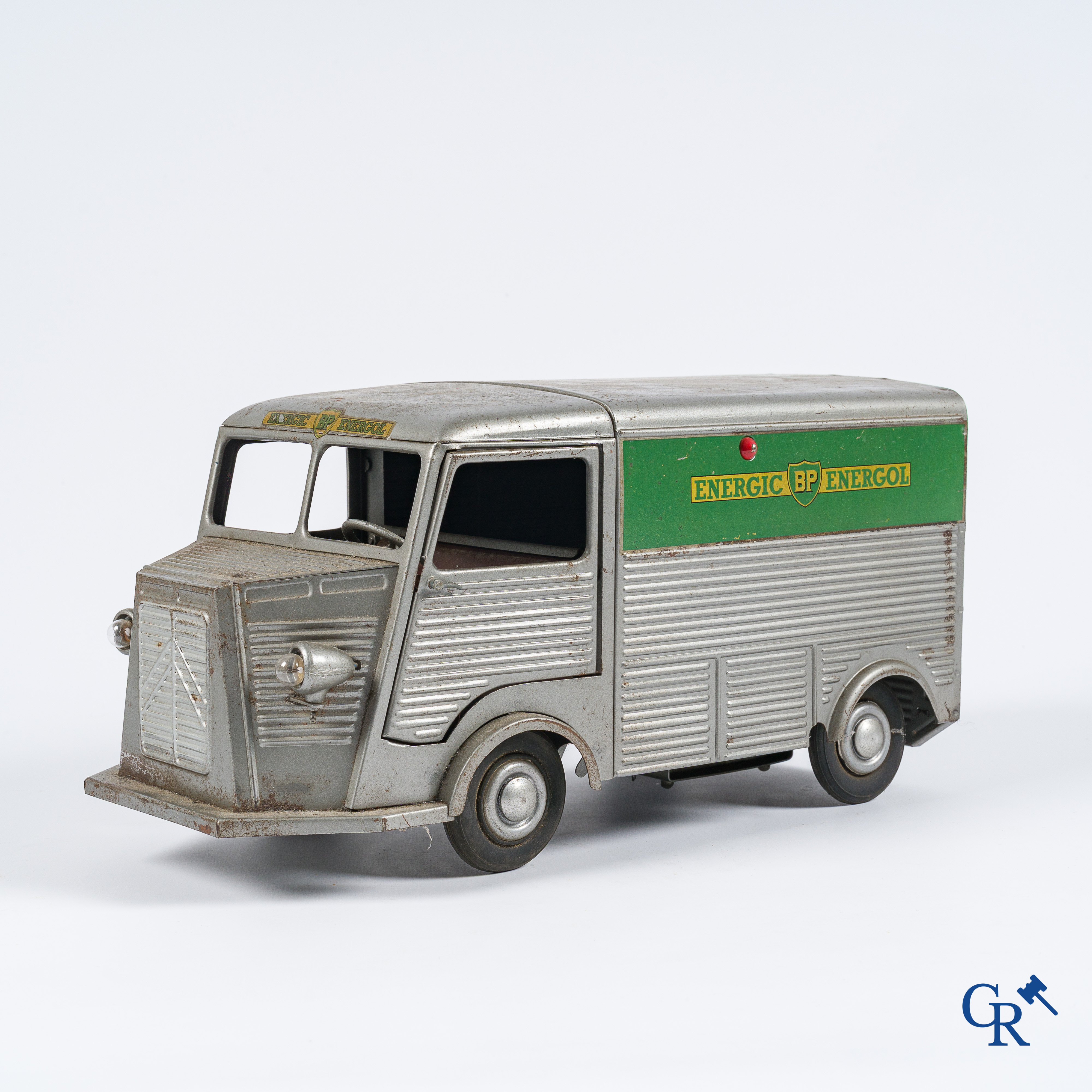 JRD, Made in France. Citroën Type H in grijs gelakt metaal met publiciteit voor Energic BP Energol. Jaren '50.